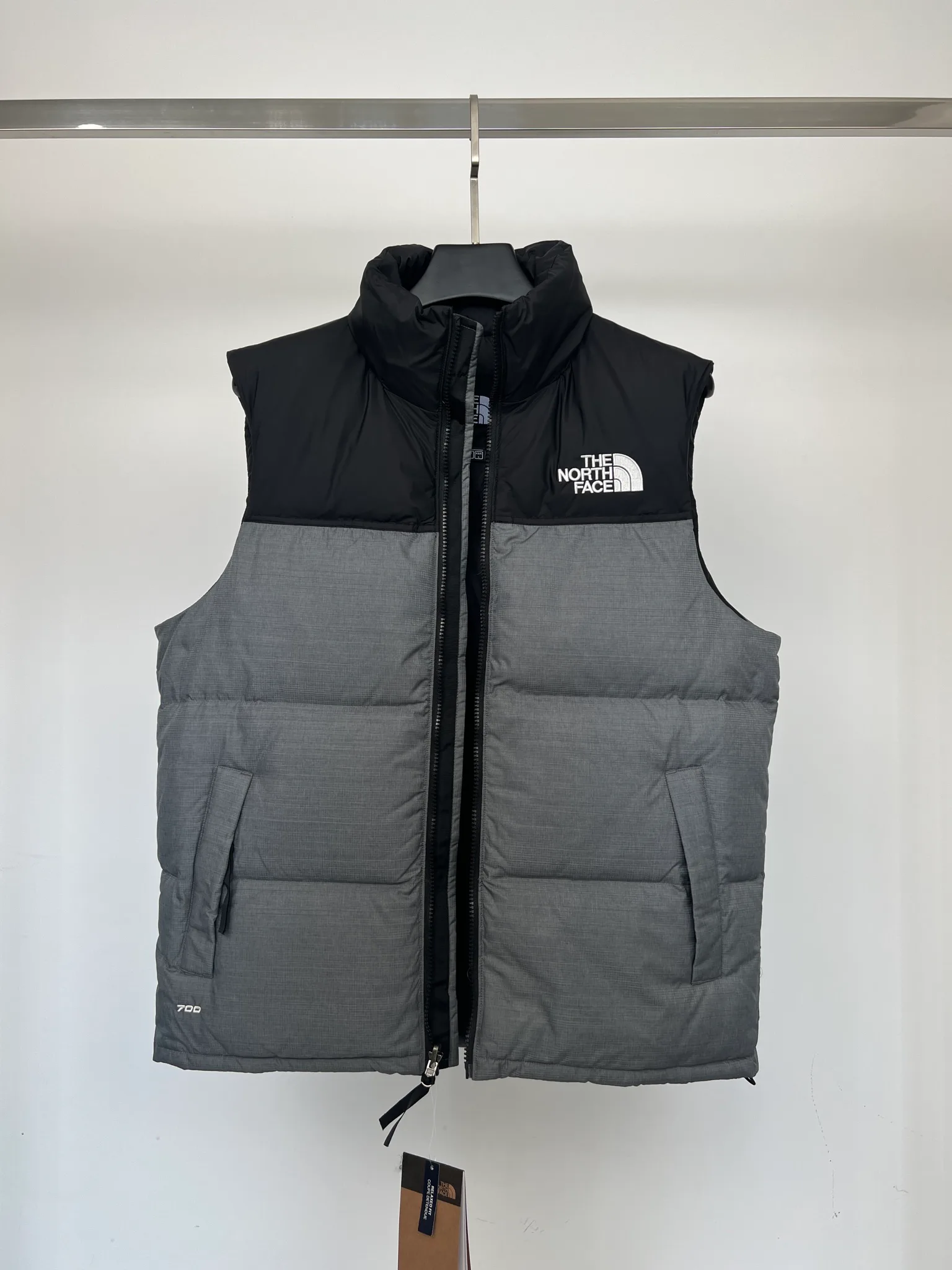 Жилеты Женские The North Face 18416028