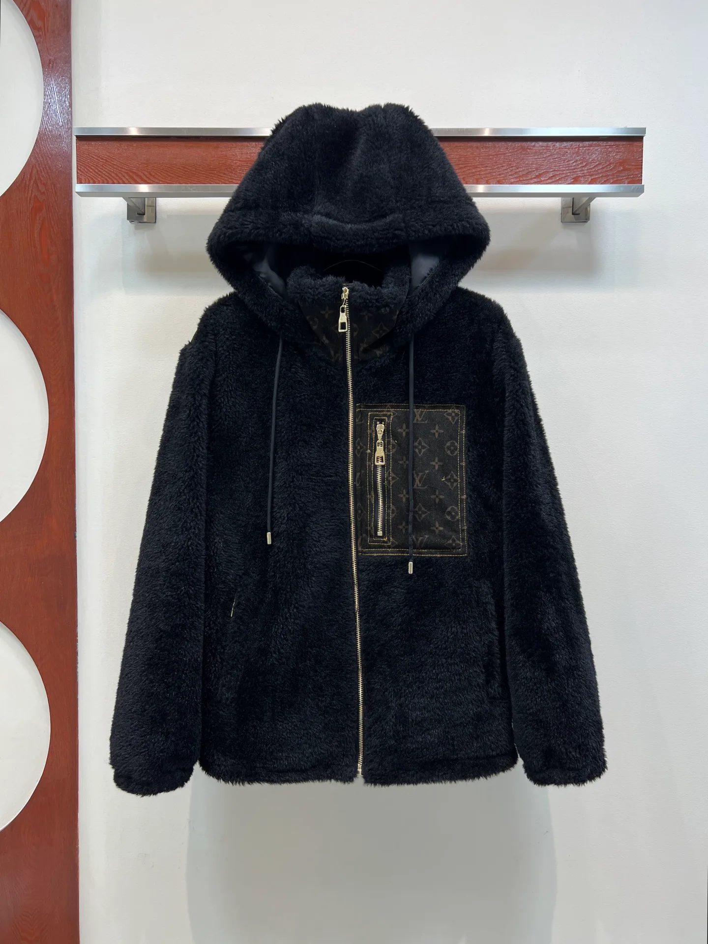 Куртки И Пуховики Женские Louis Vuitton 19443548