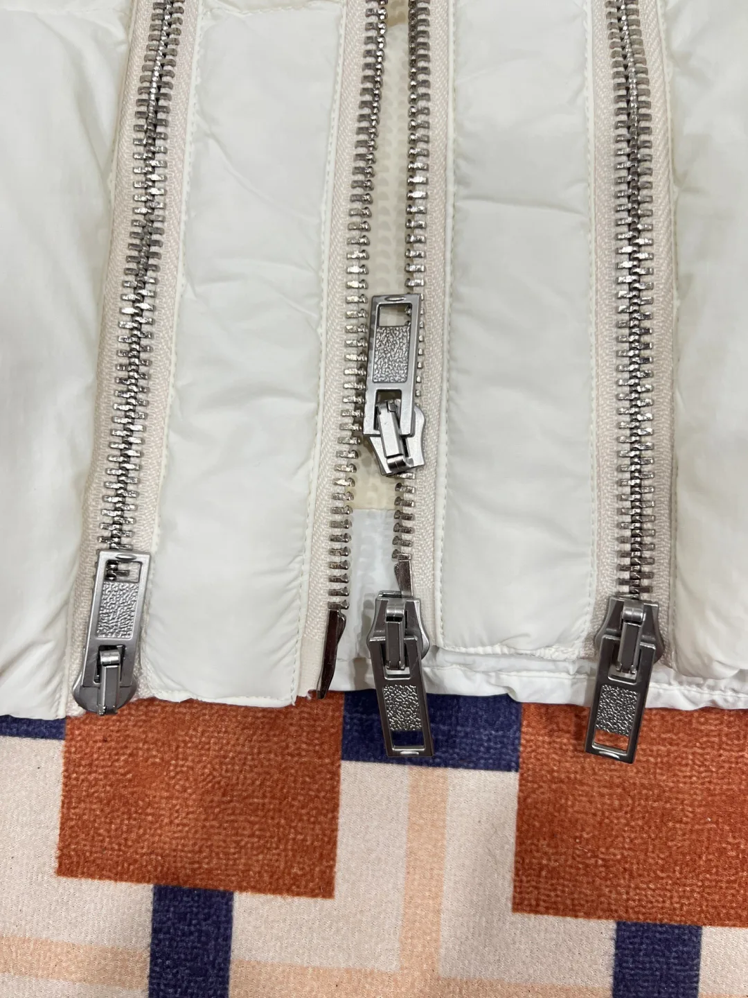 Куртки И Пуховики Женские Moncler 18127862