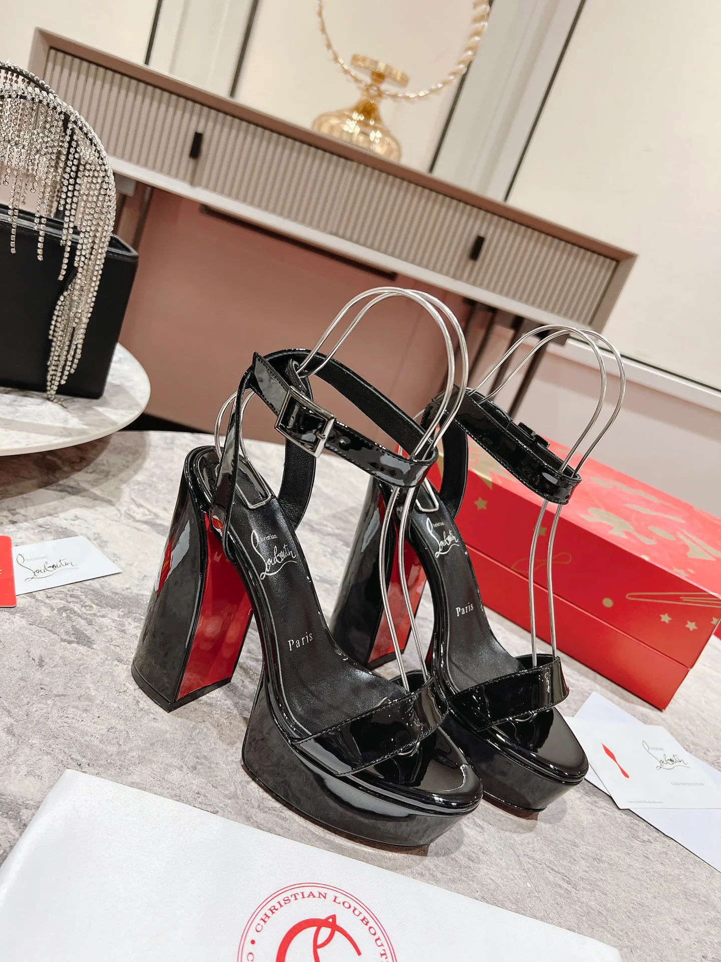 Босоножки Женские Christian Louboutin 72942