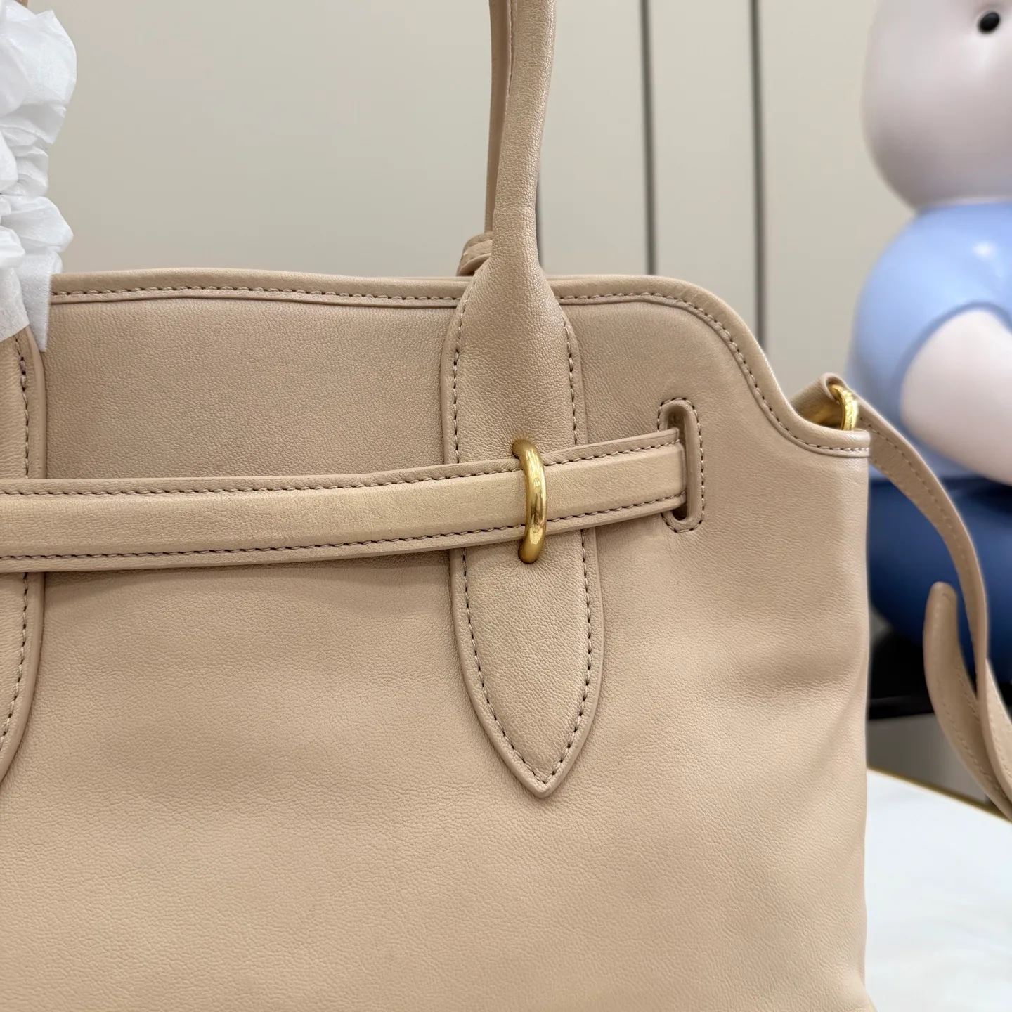 Классические Сумки Женские Miu Miu 11872251