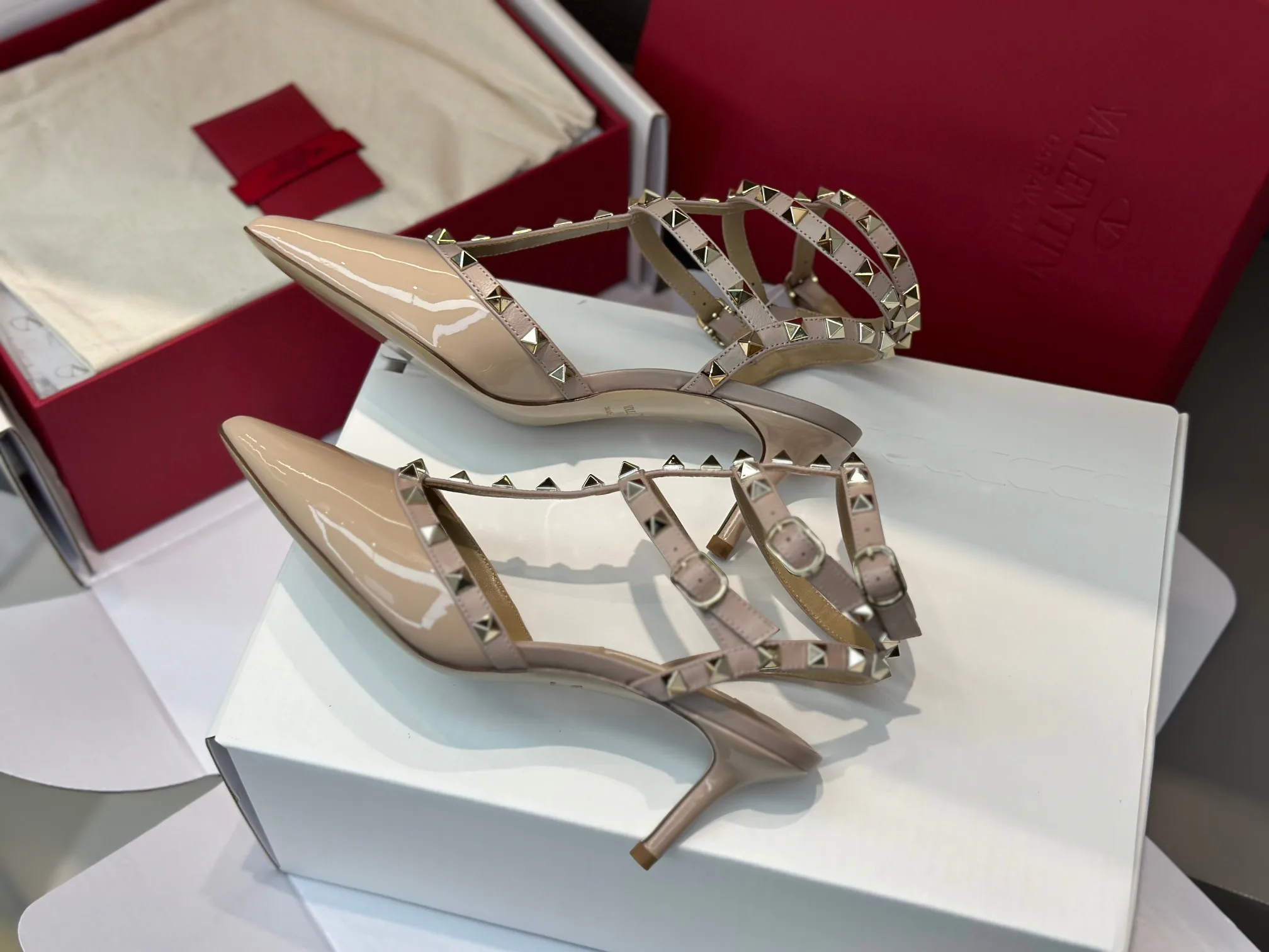 Сандалии Женские Valentino 11323095