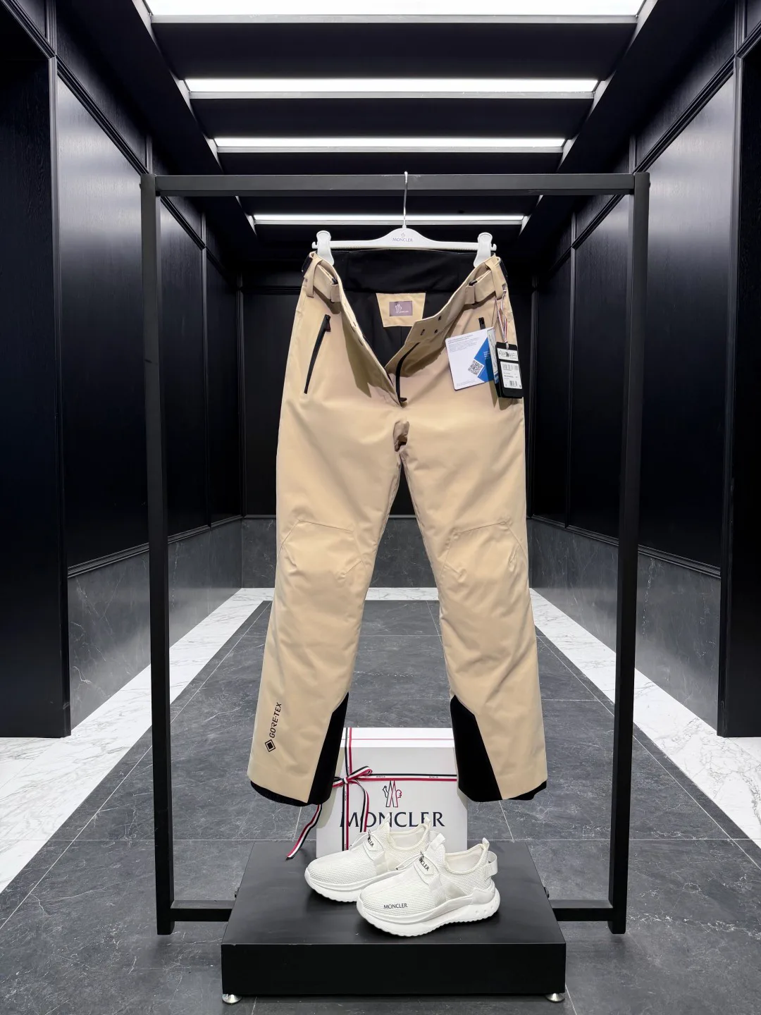 Брюки Женские Moncler 795220