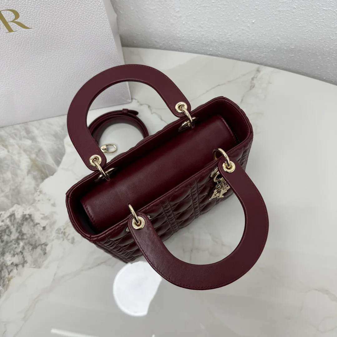 Классические Сумки Женские Christian Dior 18116423