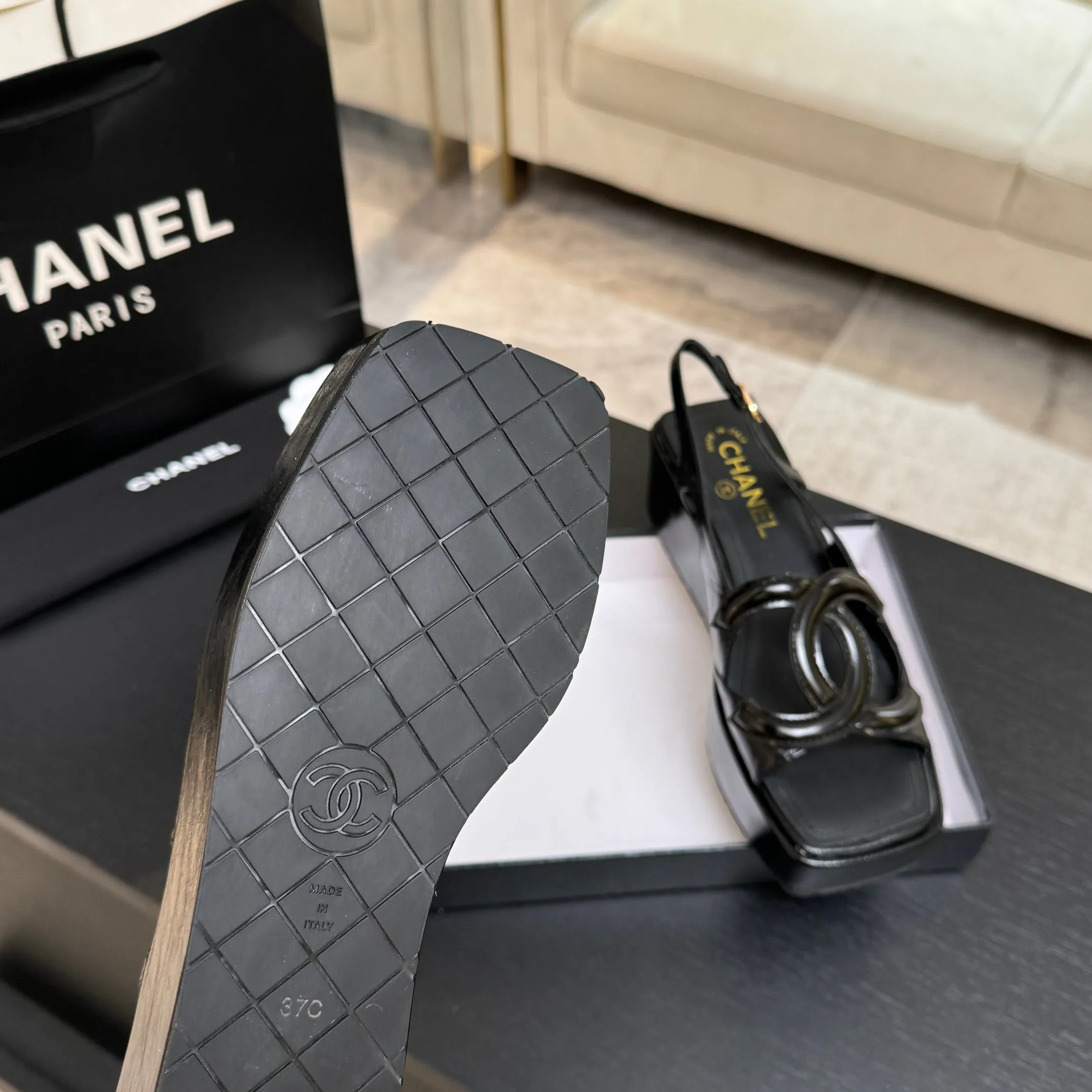 Босоножки Женские Chanel 18063120