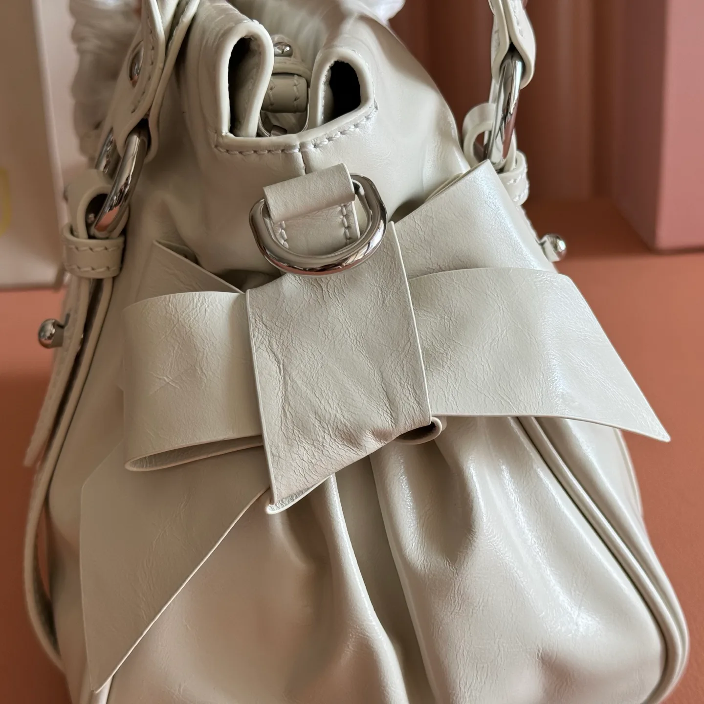 Классические Сумки Женские Miu Miu 18148109