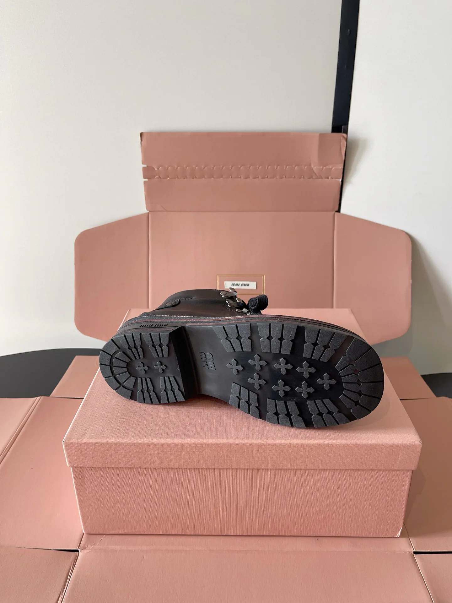Ботинки Женские Miu Miu 18989458