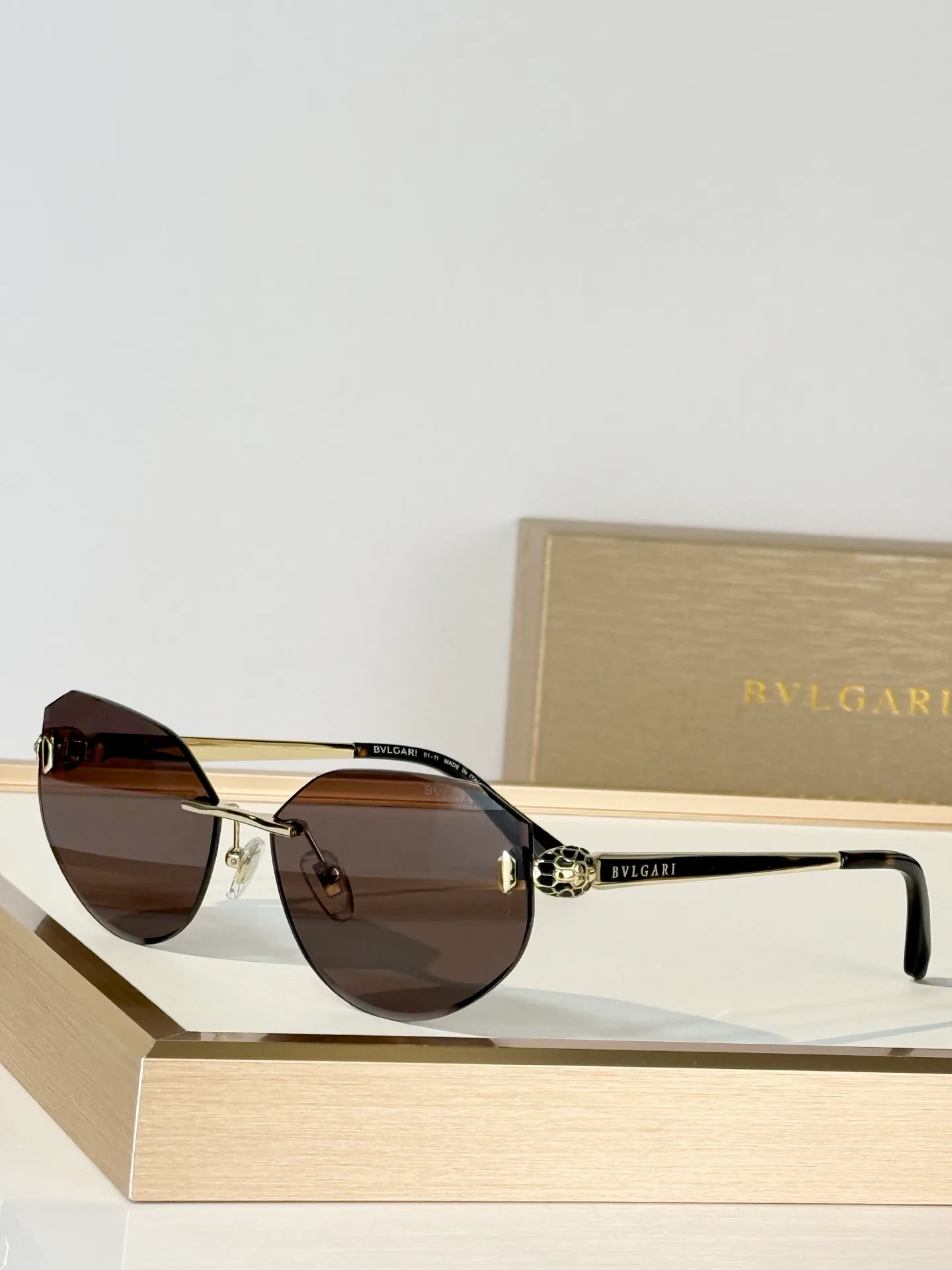 Очки Bvlgari 18117915