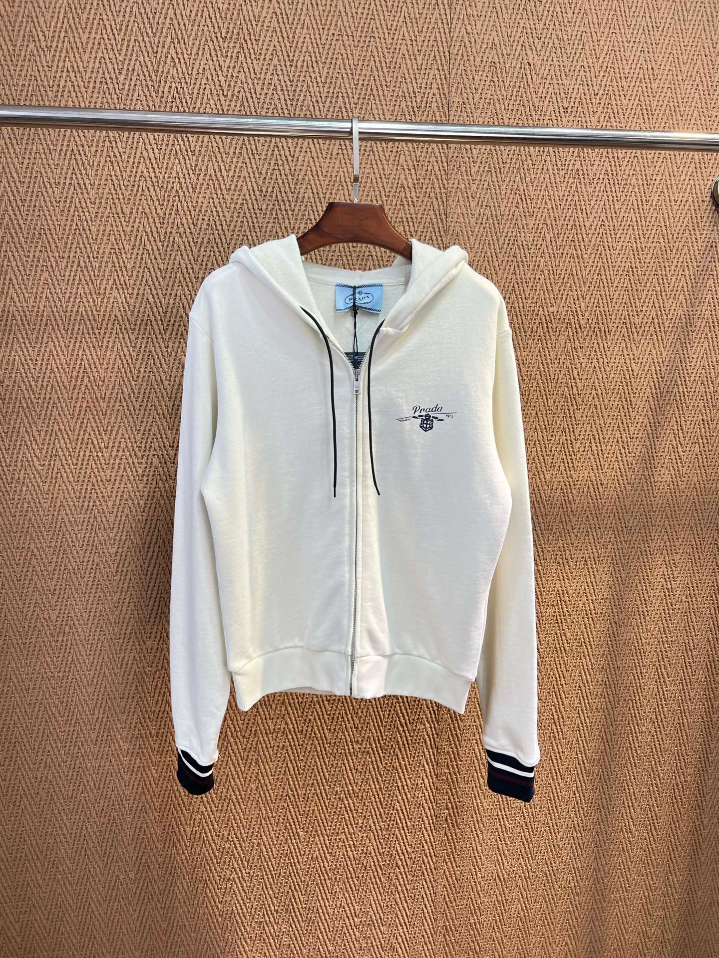 Свитшоты И Худи Женские Prada 18677477