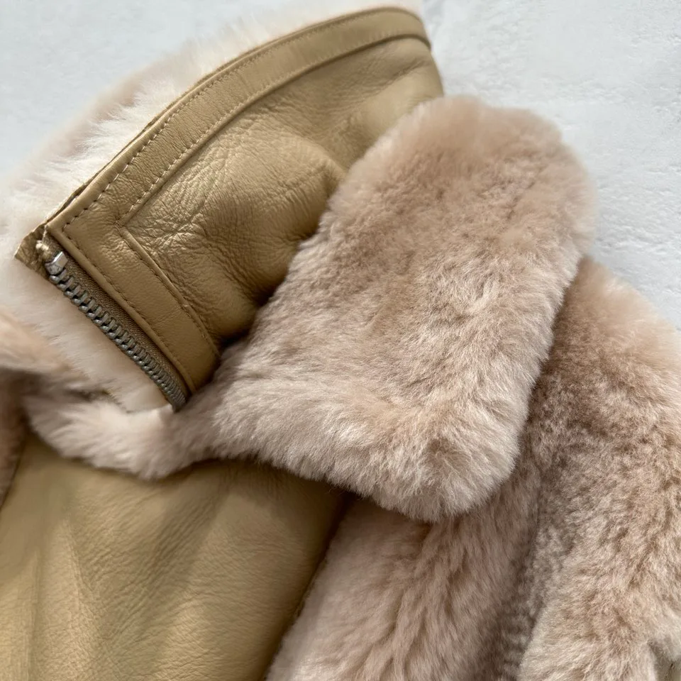 Кожаные Куртки И Дублёнки Женские Saint Laurent 558839