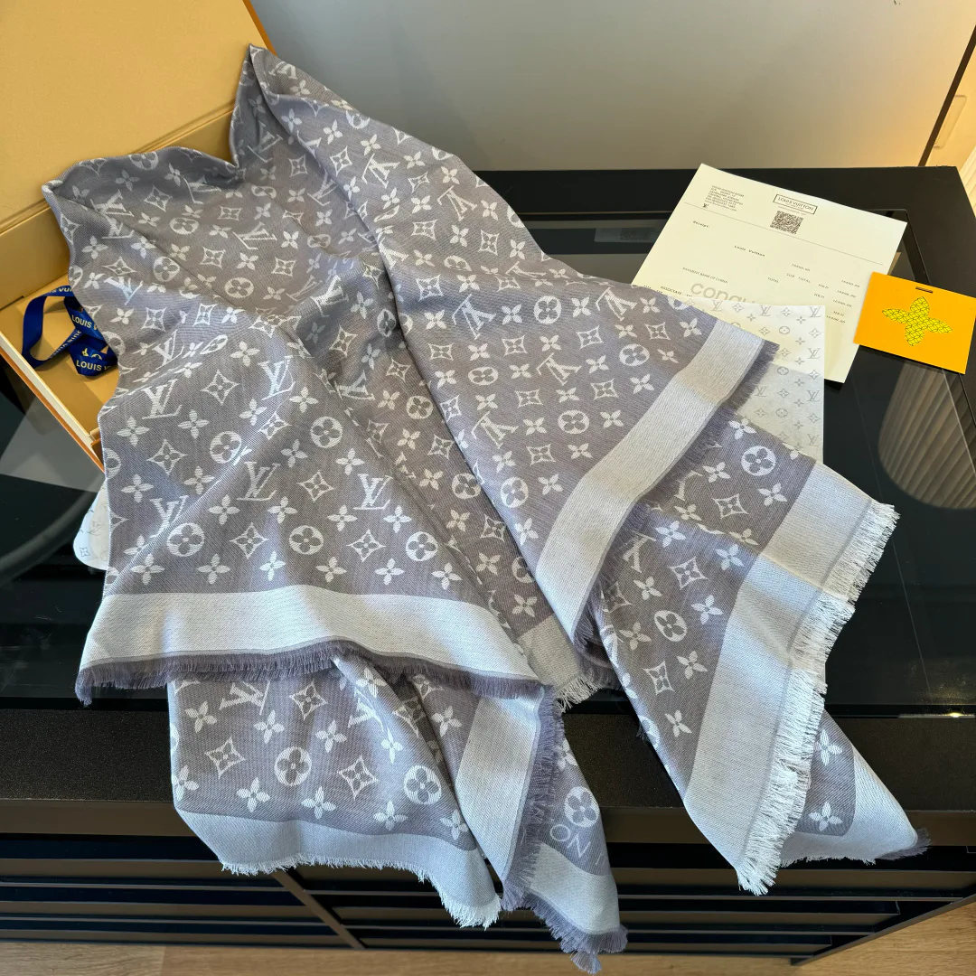 Шарфы Louis Vuitton 1303430