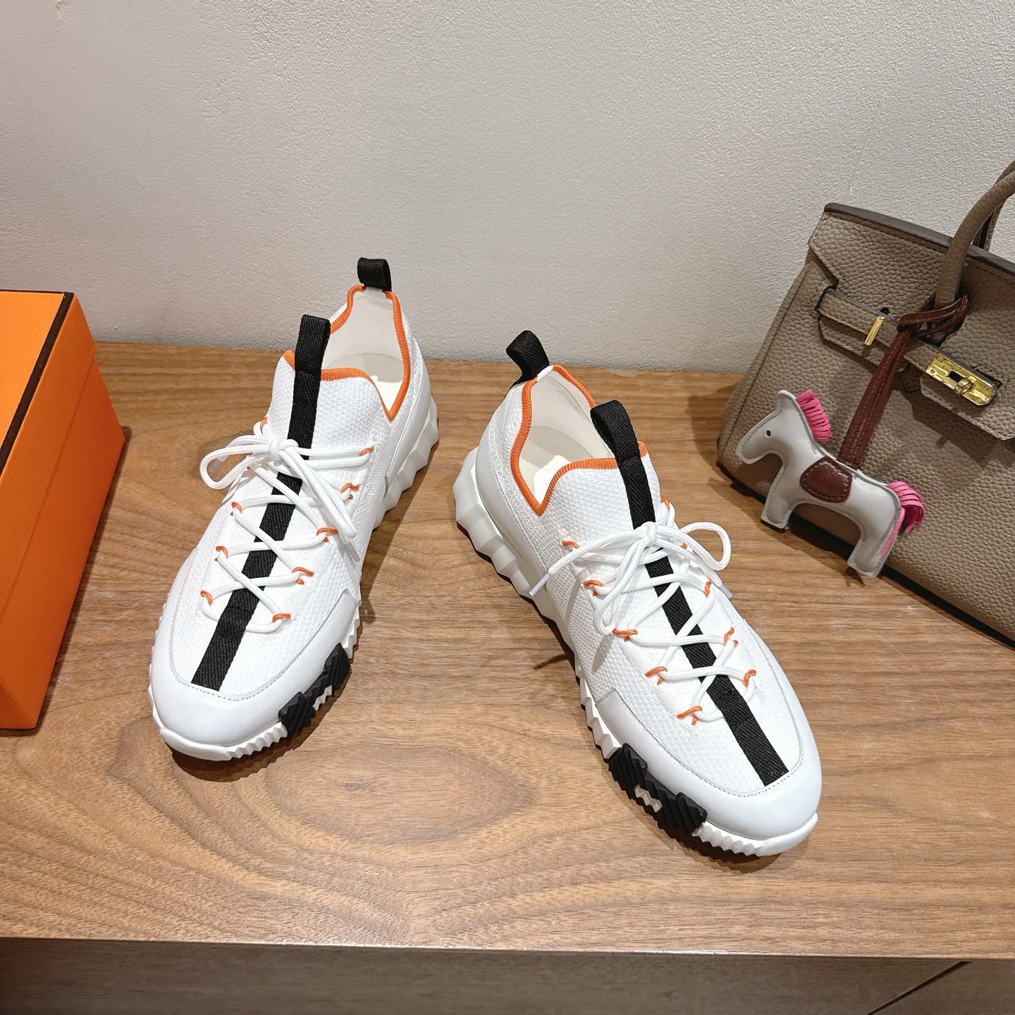 Кроссовки Женские Hermes 4852678