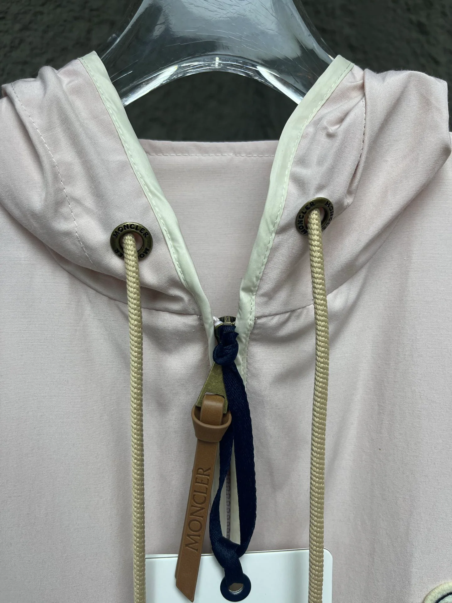 Куртки И Пуховики Женские Moncler 14179712