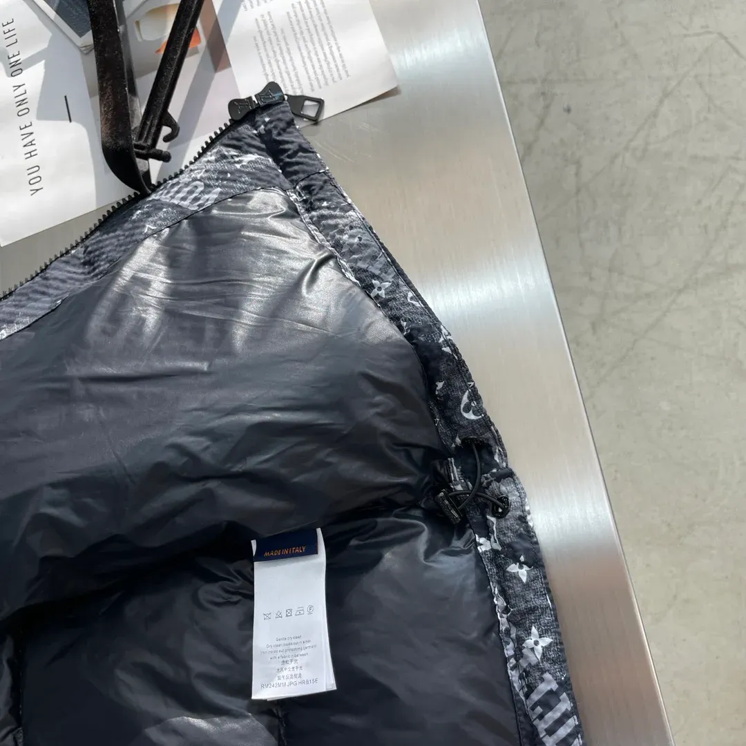 Куртки И Пуховики Мужские Louis Vuitton 1860147