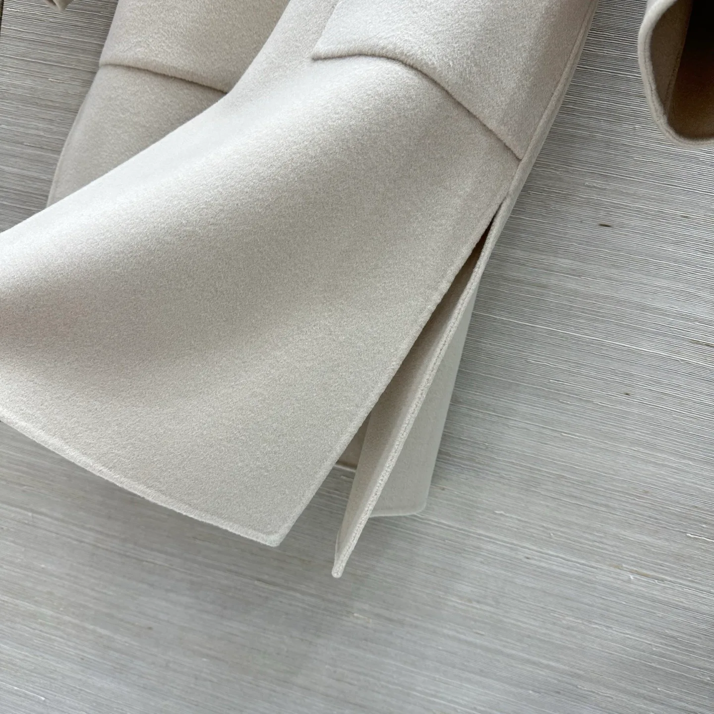 Пальто Женские Loro Piana 18230344