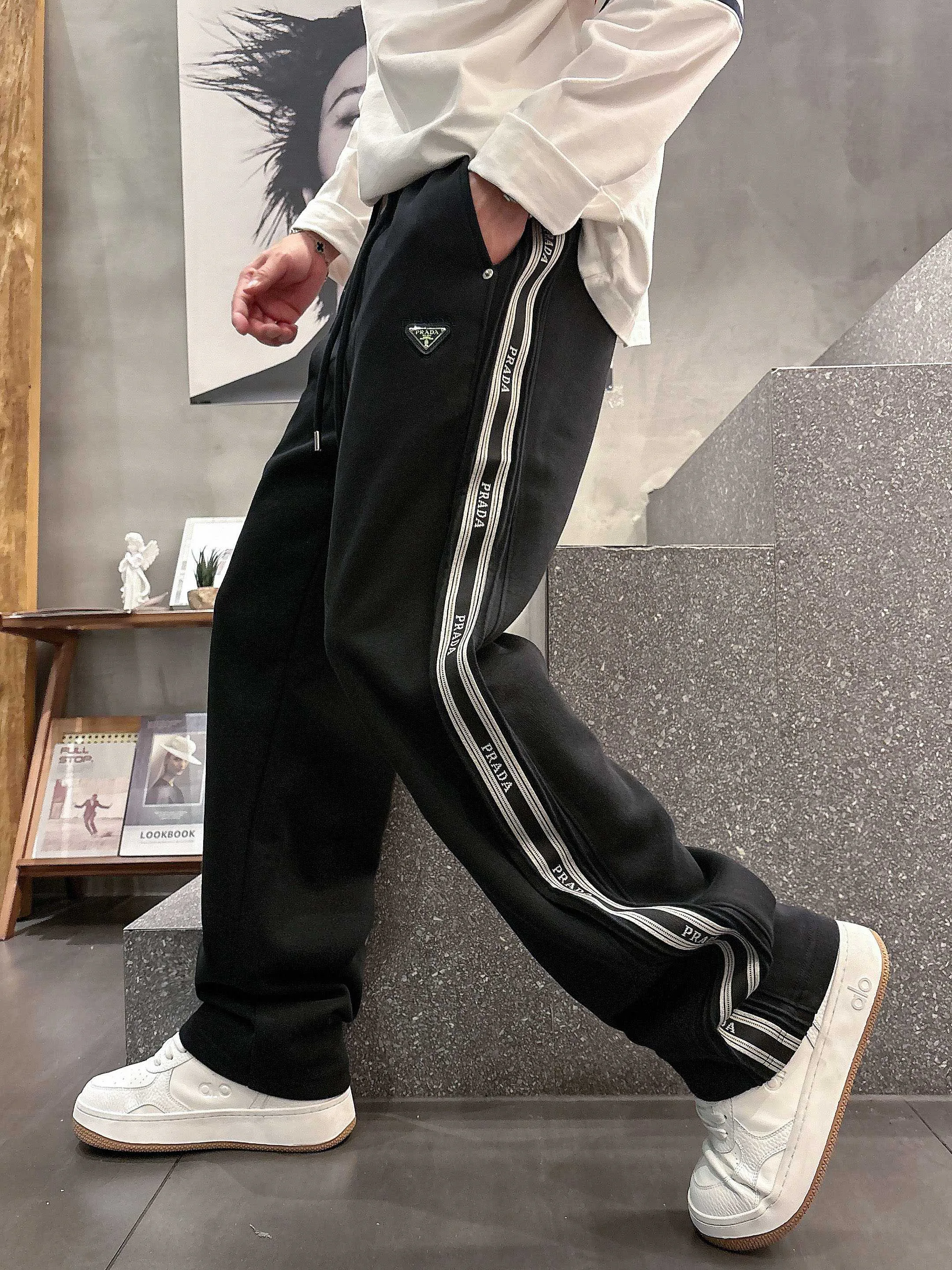 Брюки Женские Prada 10122746