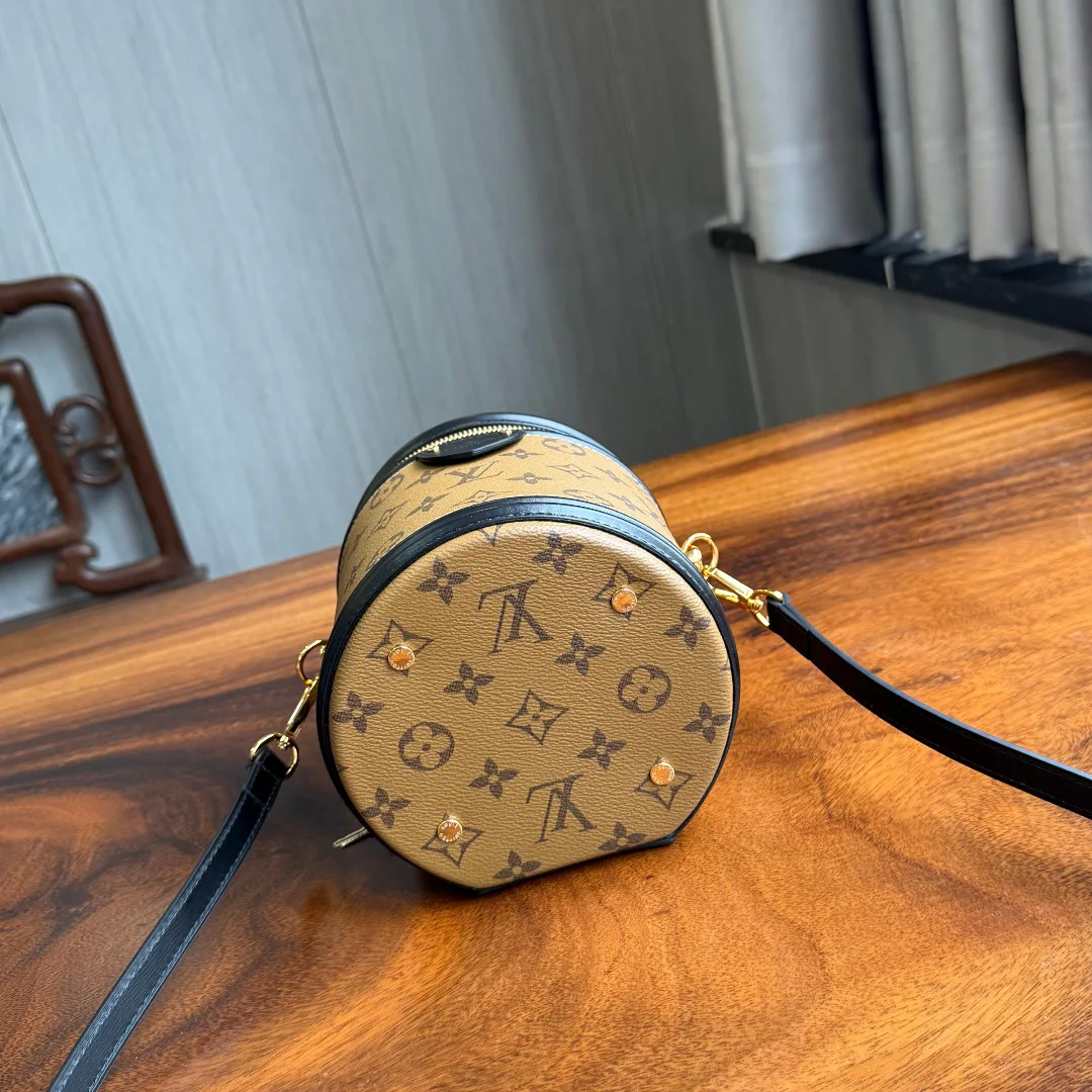 Сумки На Ремне Женские Louis Vuitton 724019