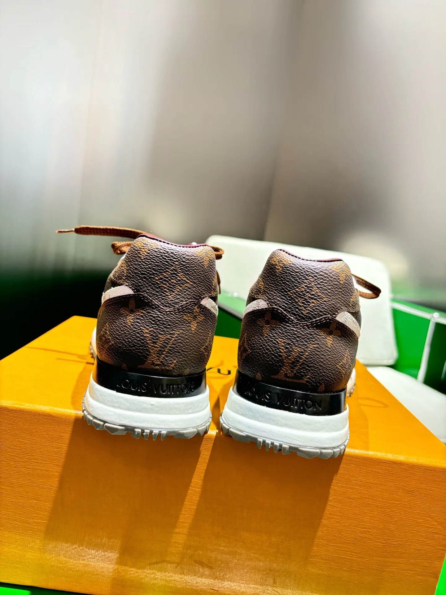 Кроссовки Мужские Louis Vuitton 94613