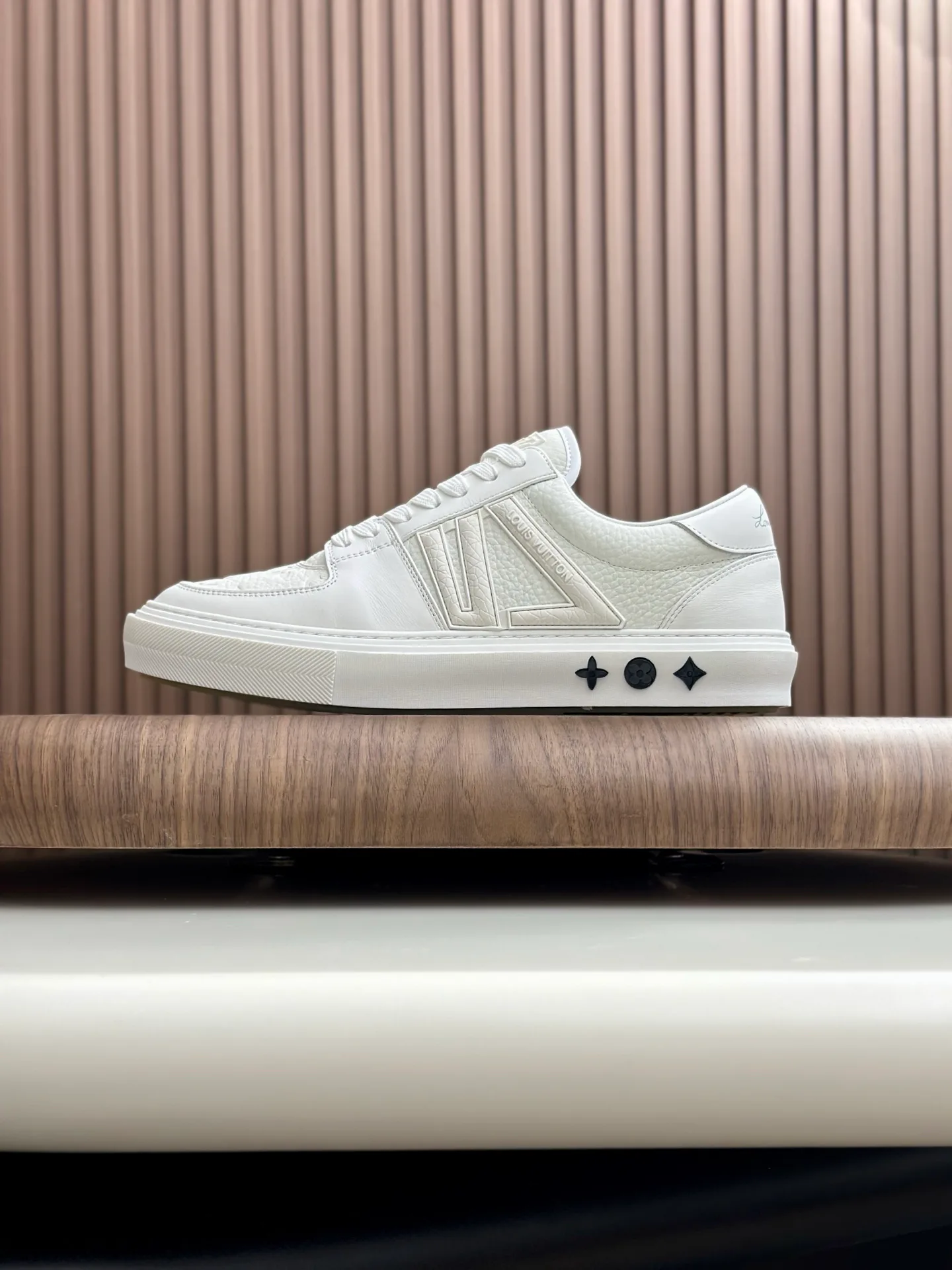 Кроссовки Мужские Louis Vuitton 185301