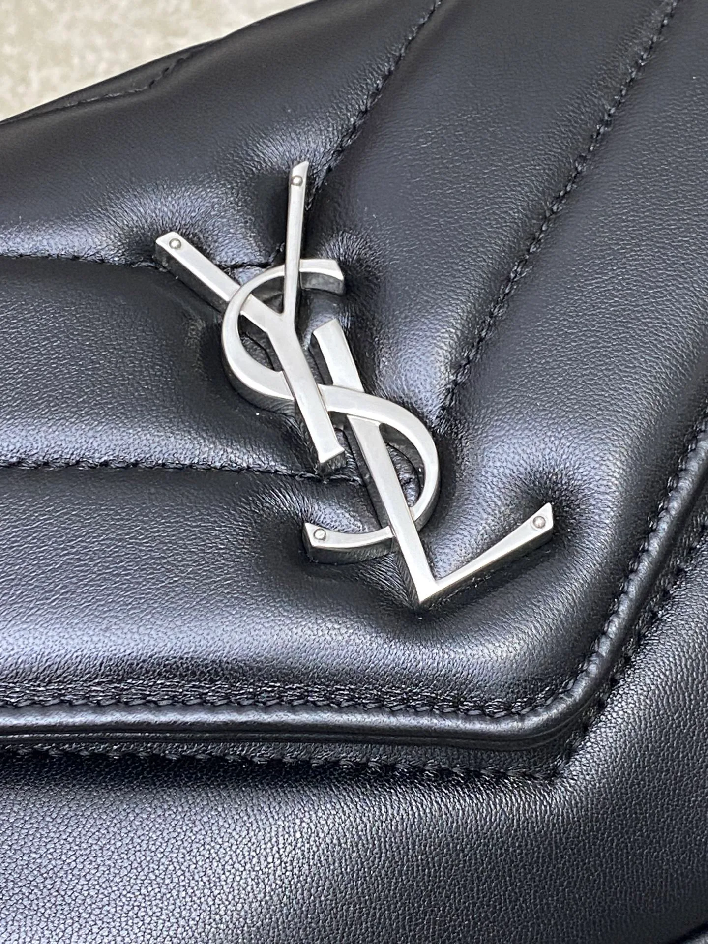 Классические Сумки Женские Saint Laurent 17571678