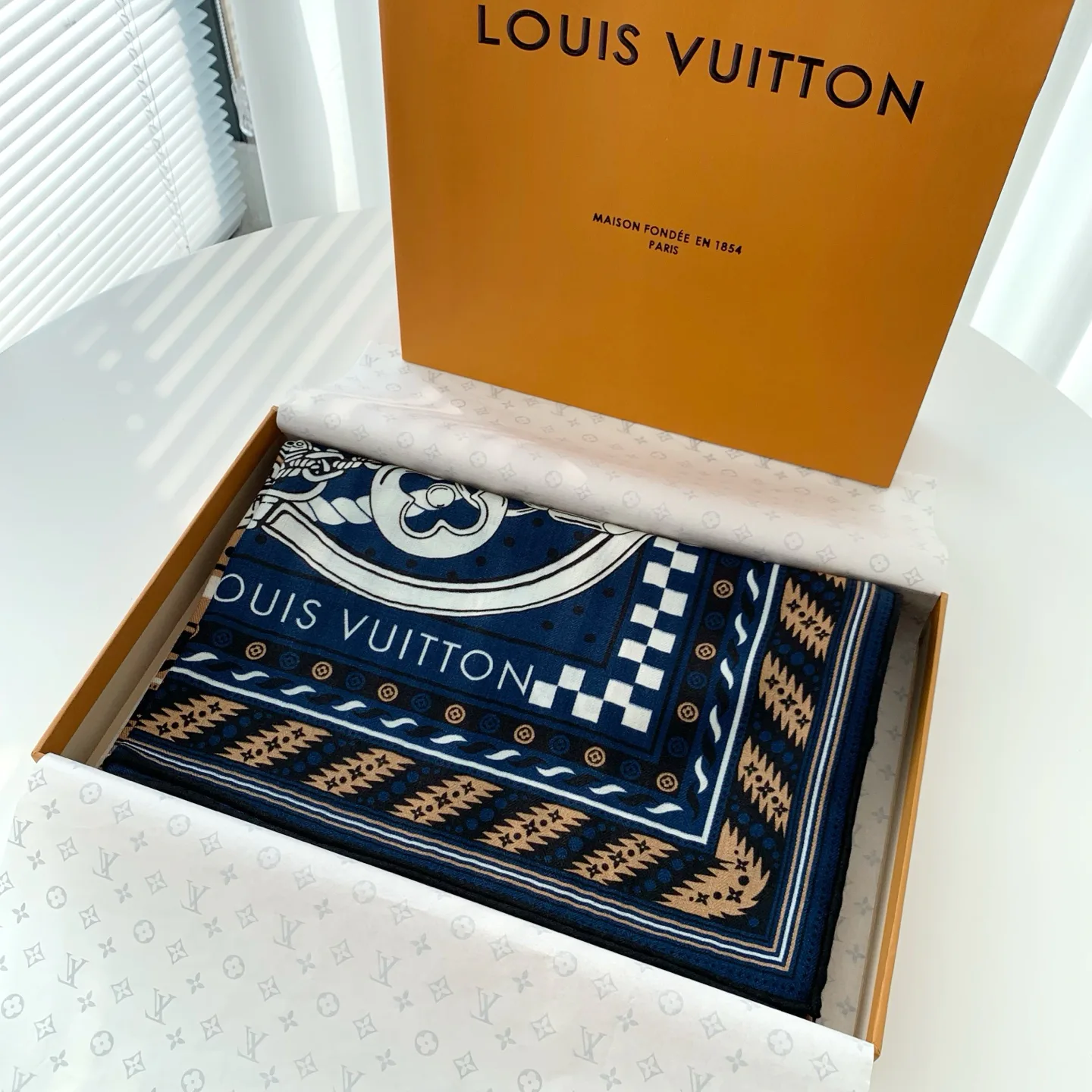 Шарфы Louis Vuitton 110418