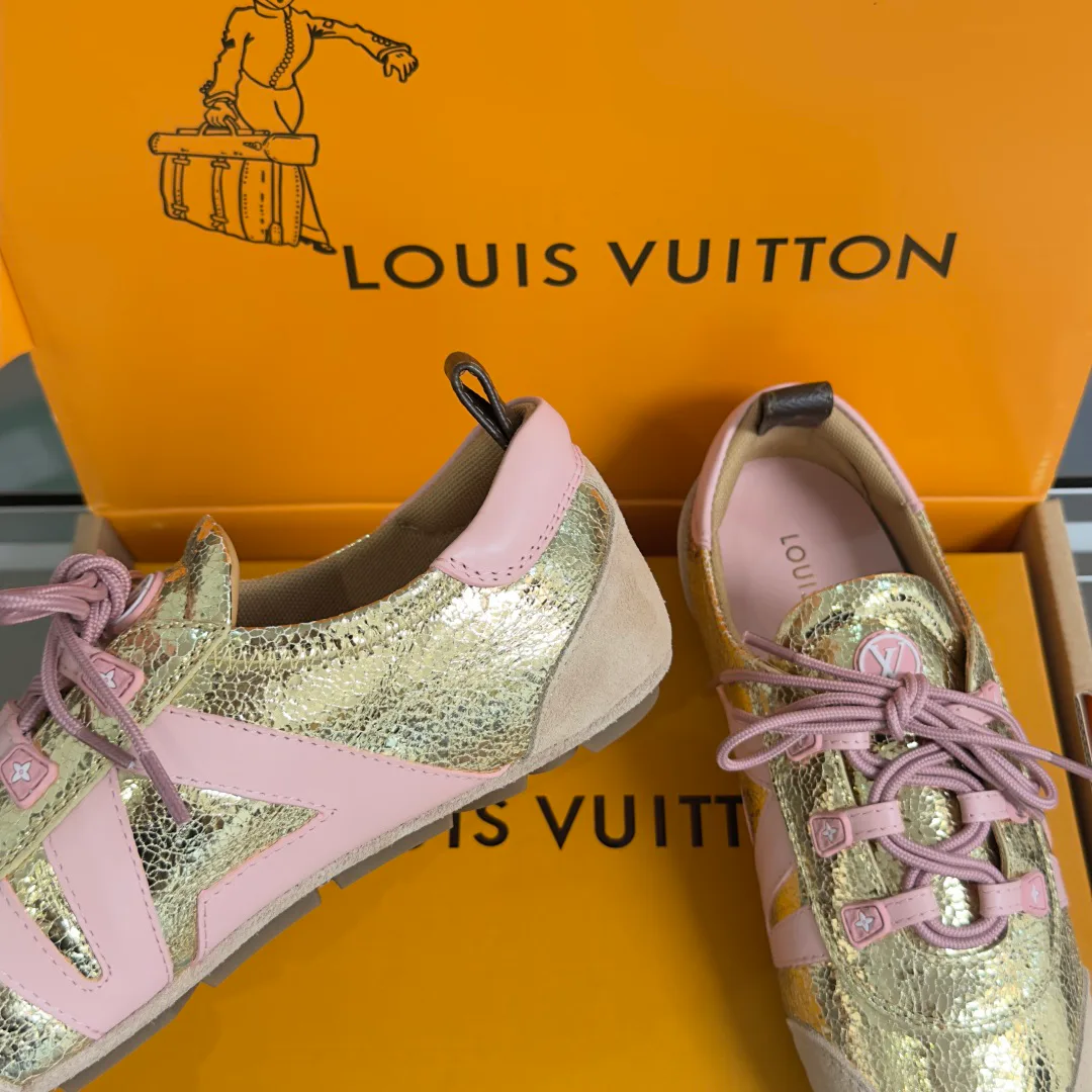 Туфли Женские Louis Vuitton 13176893