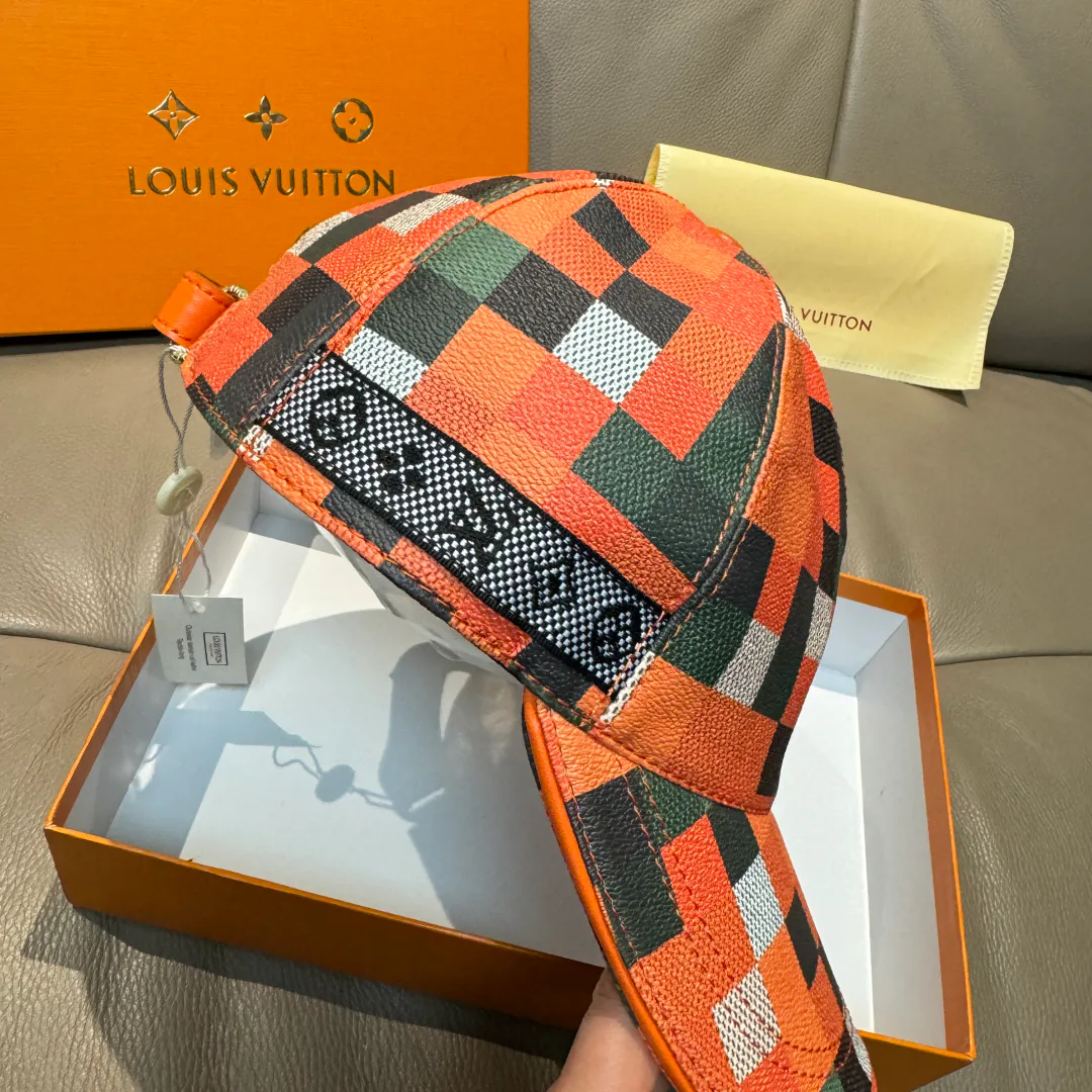 Головные Уборы Louis Vuitton 4550054
