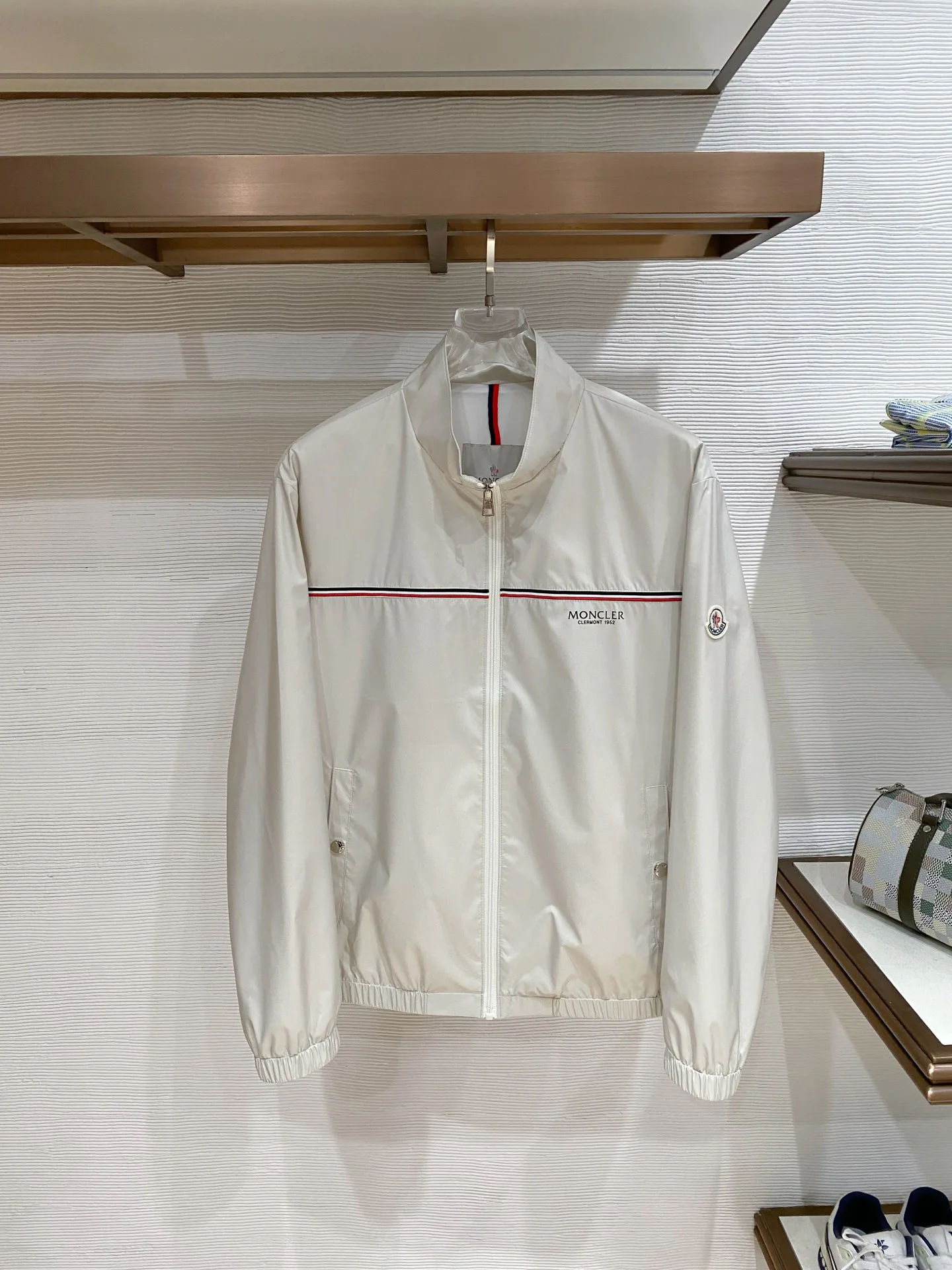 Пальто И Тренчи Мужские Moncler 11496530