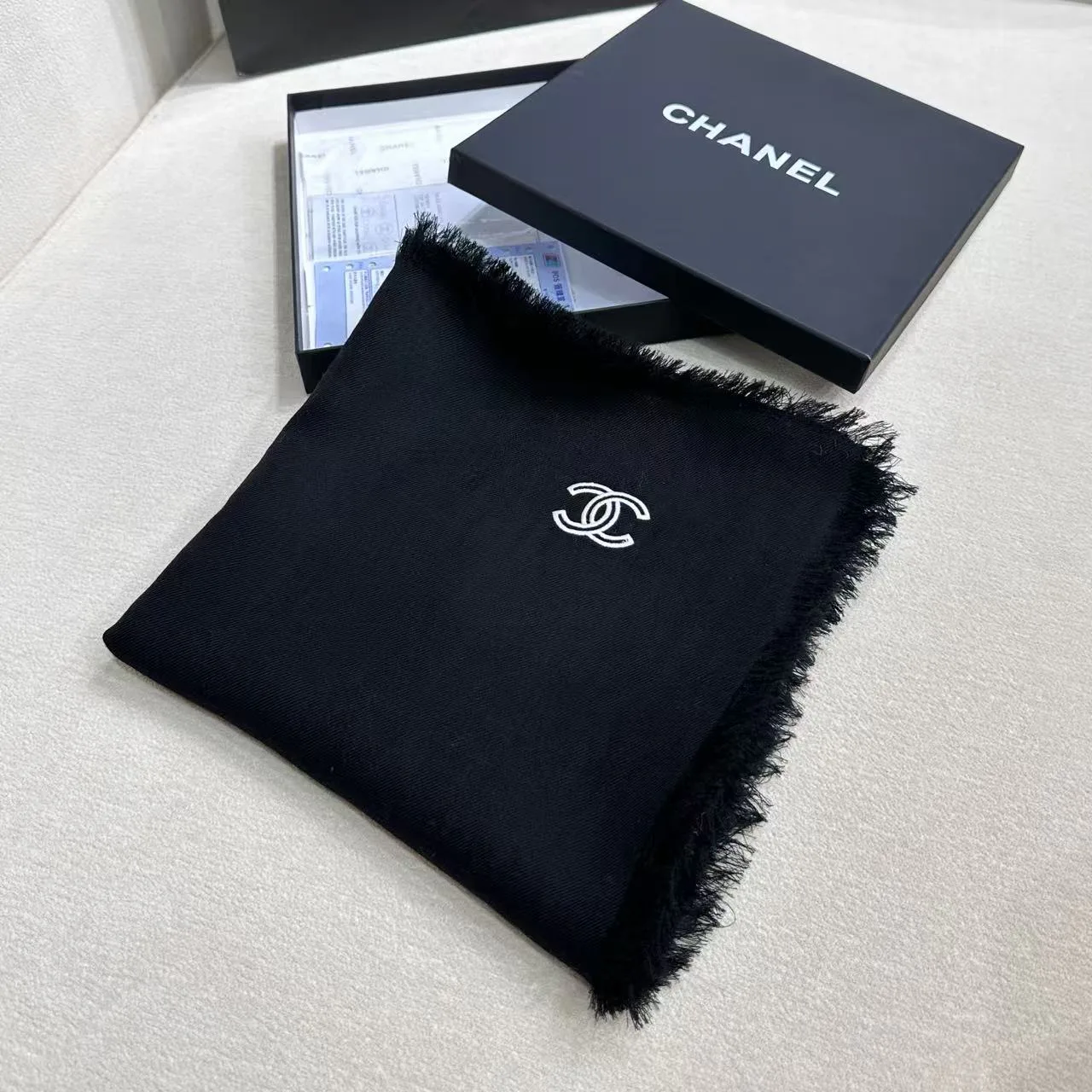 Шарфы Chanel 18501147