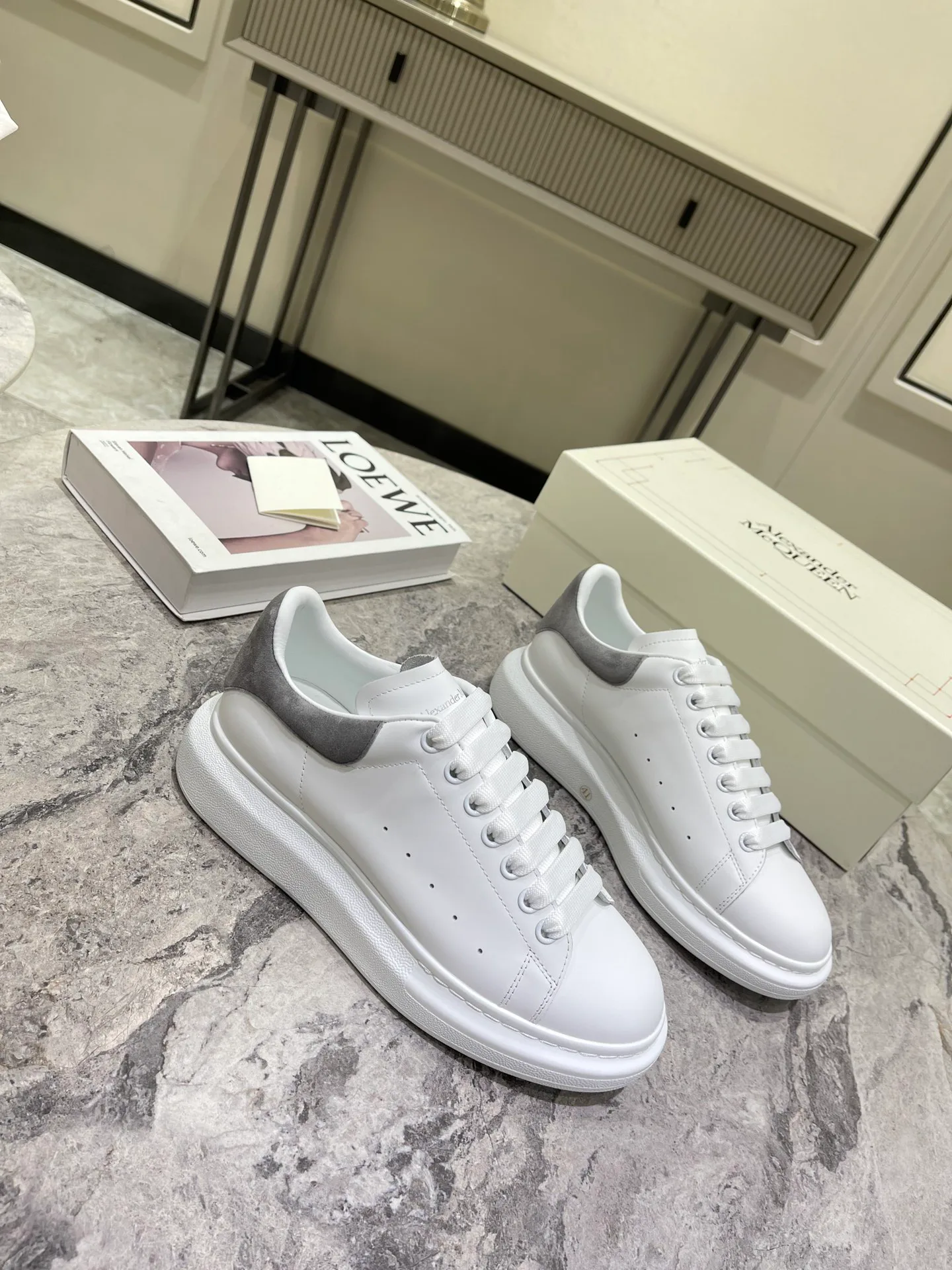 Кроссовки Женские Alexander Mcqueen 3446228