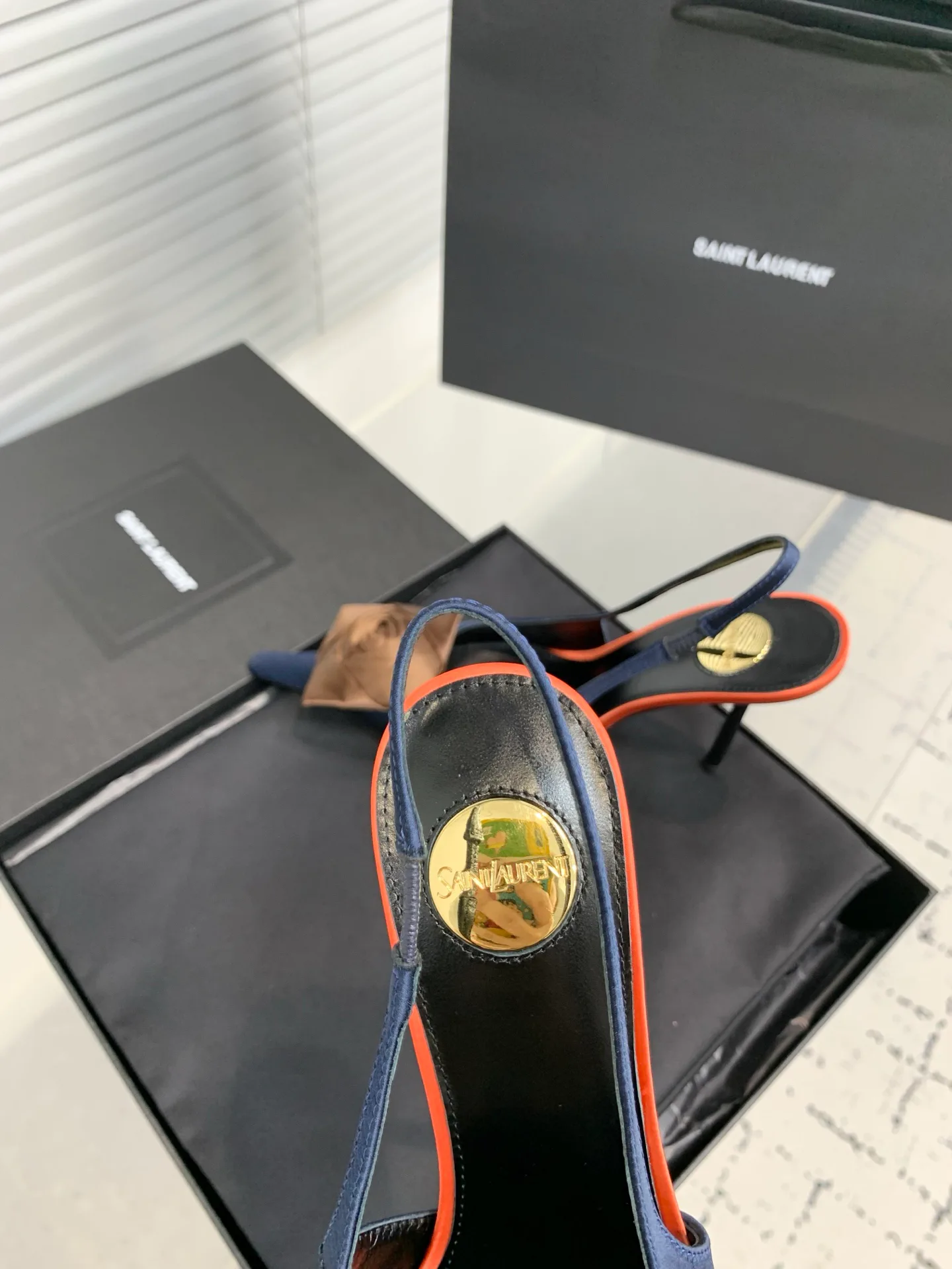 Туфли Женские Saint Laurent 355742