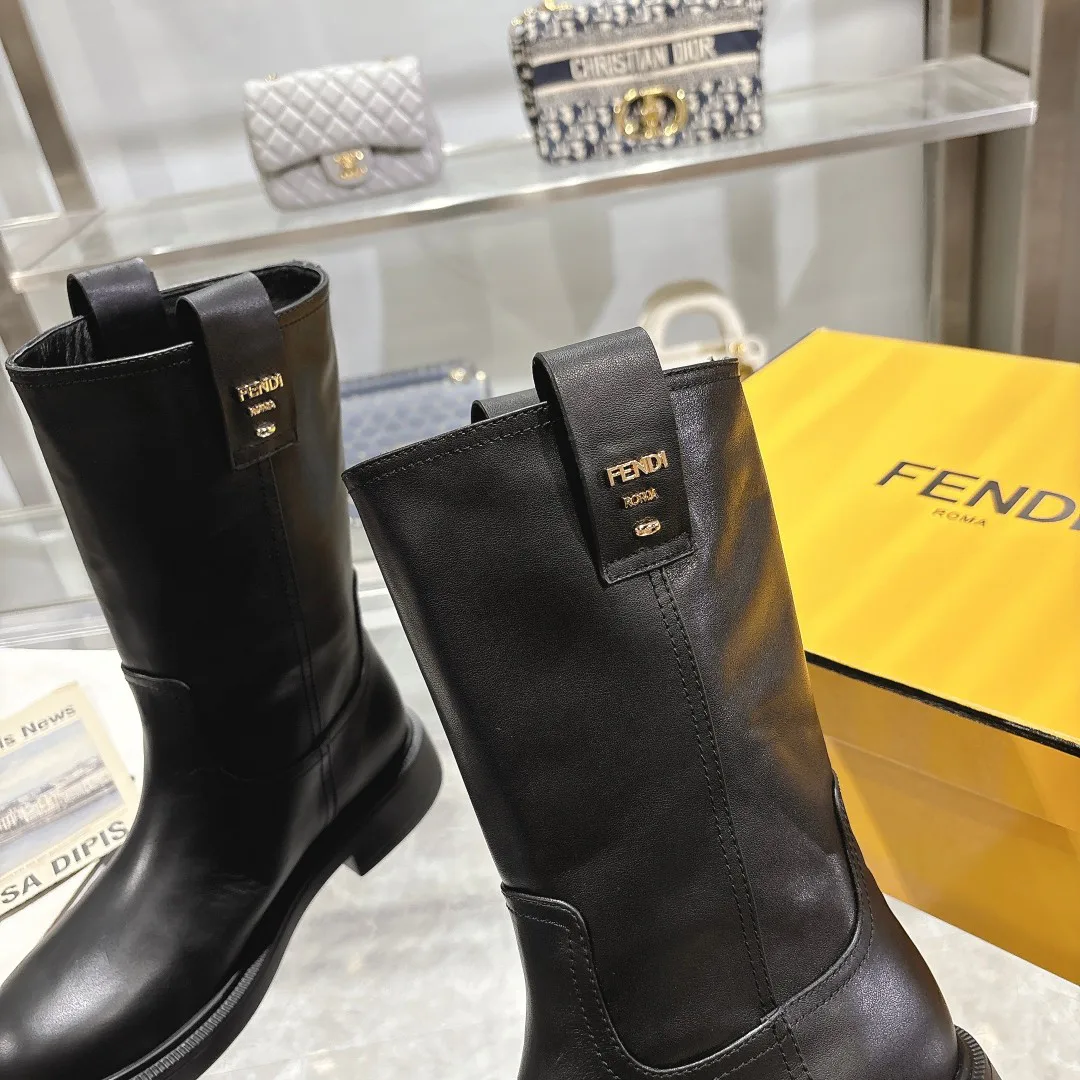 Сапоги Женские Fendi 18264001