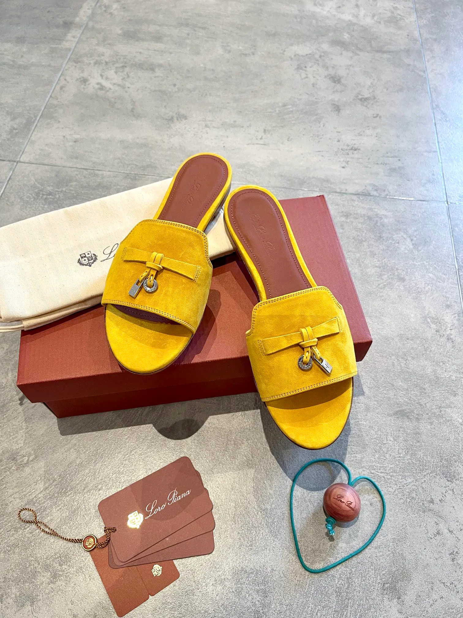 Шлепанцы Женские Loro Piana 1022025