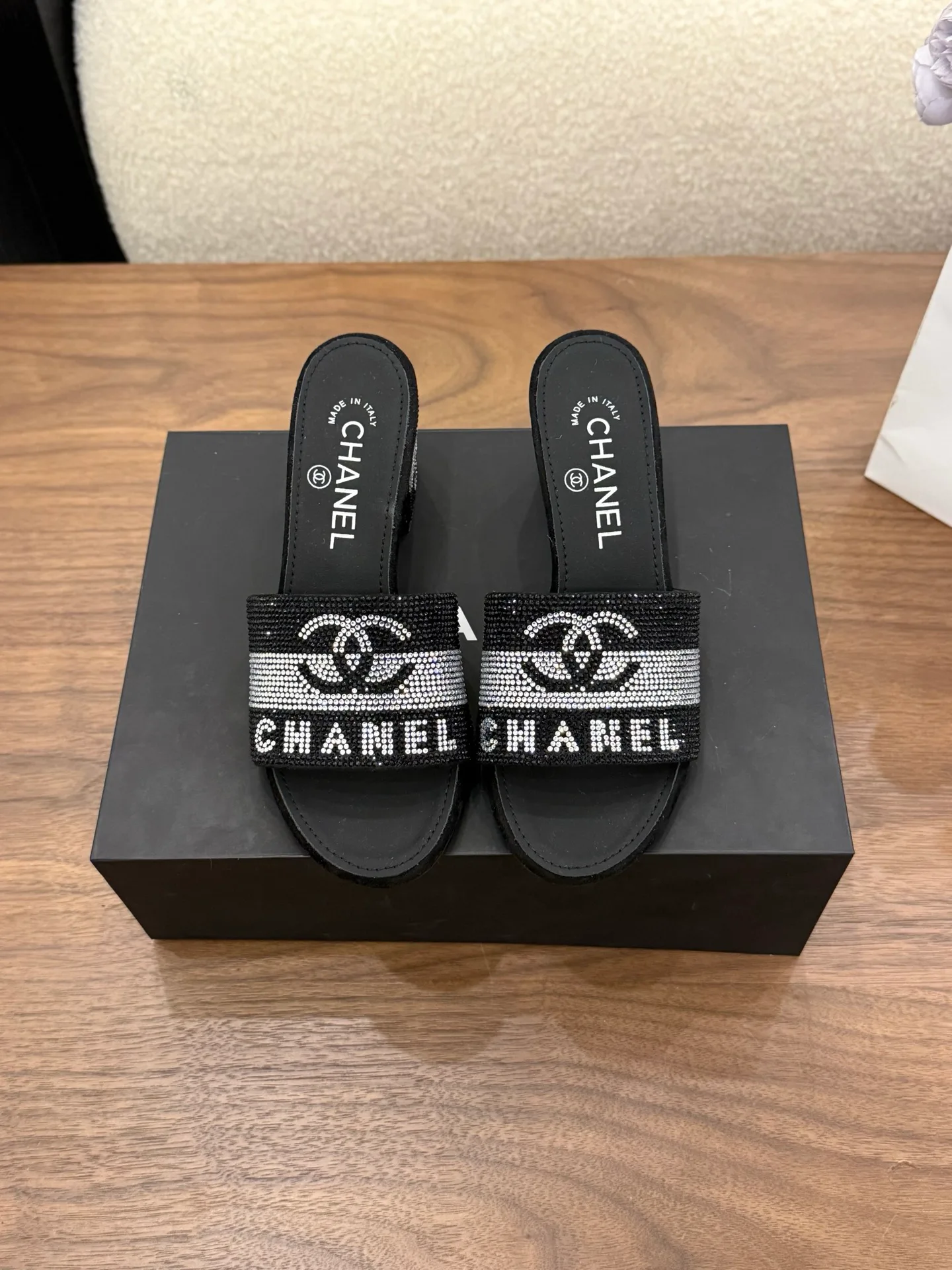 Сандалии Женские Chanel 11559178