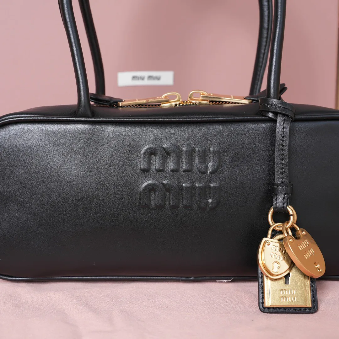 Классические Сумки Женские Miu Miu 11402794