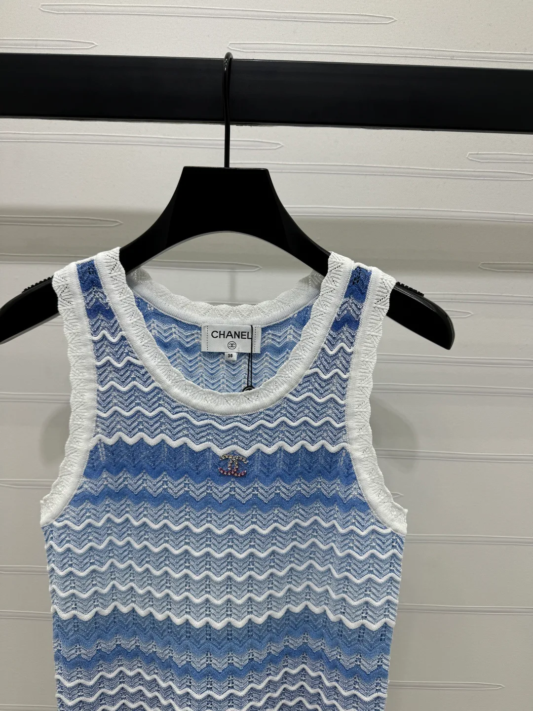 Жилеты Женские Chanel 10782434