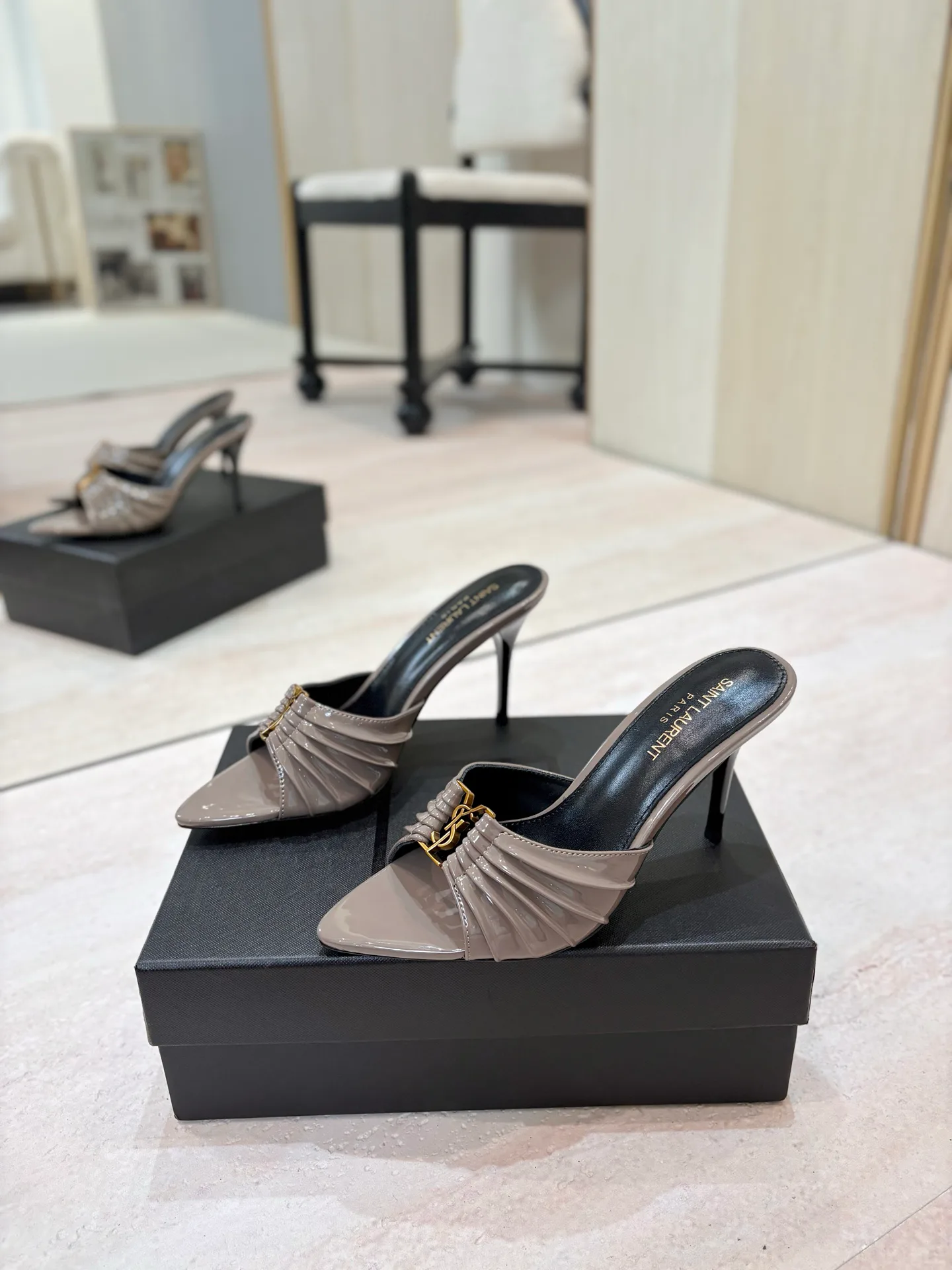 Мюли И Сабо Женские Saint Laurent 17476092