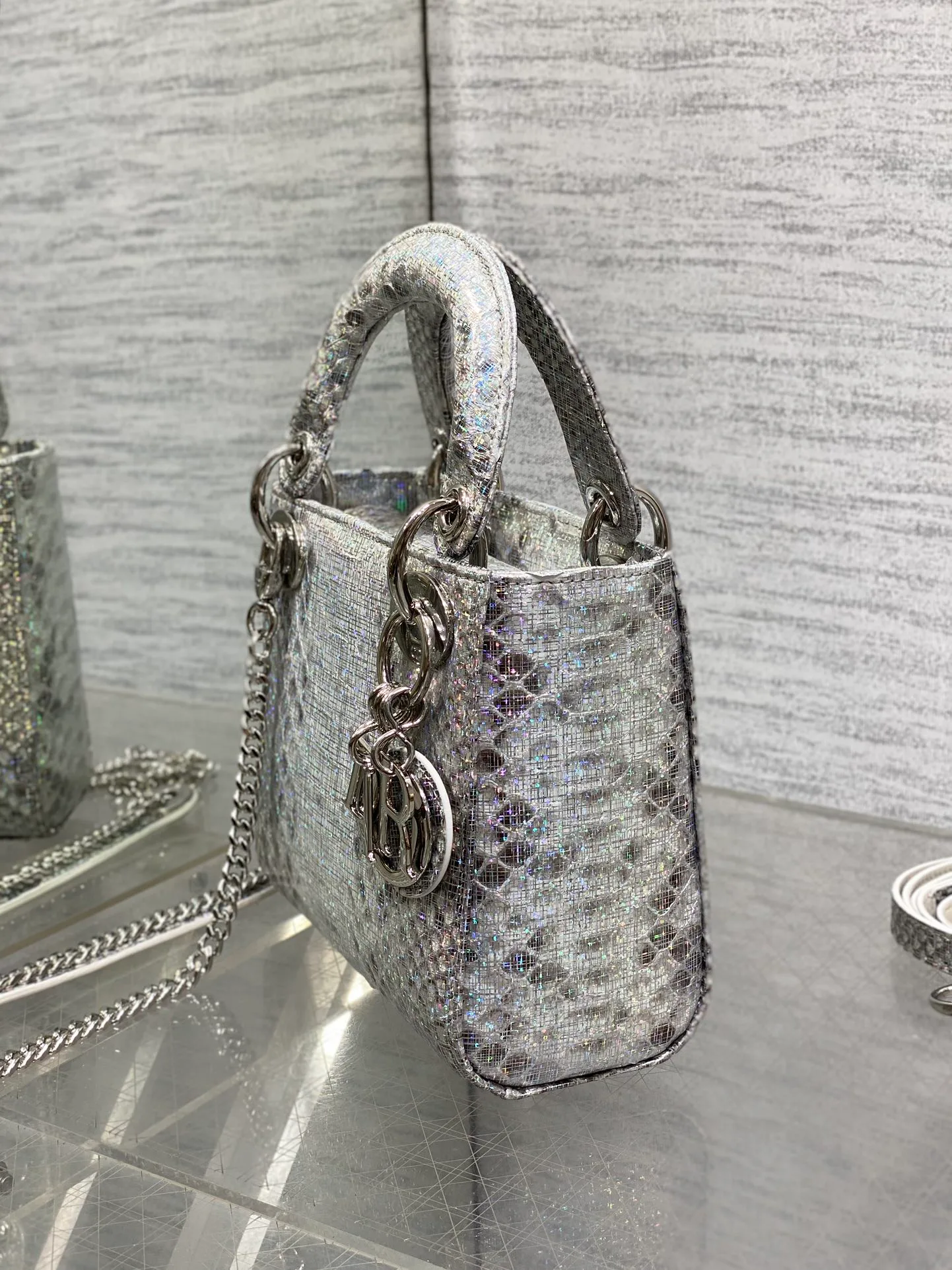 Классические Сумки Женские Christian Dior 11581752