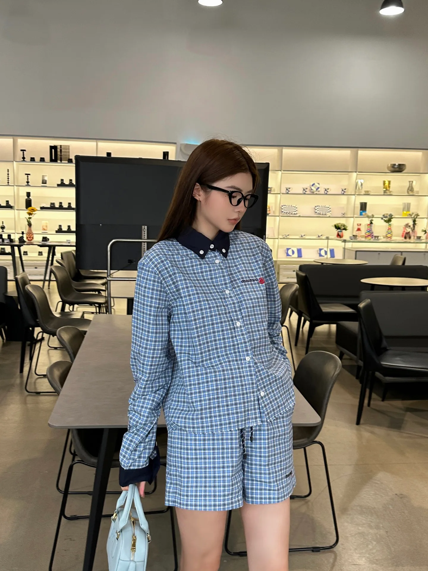 Шорты Женские Miu Miu 26090