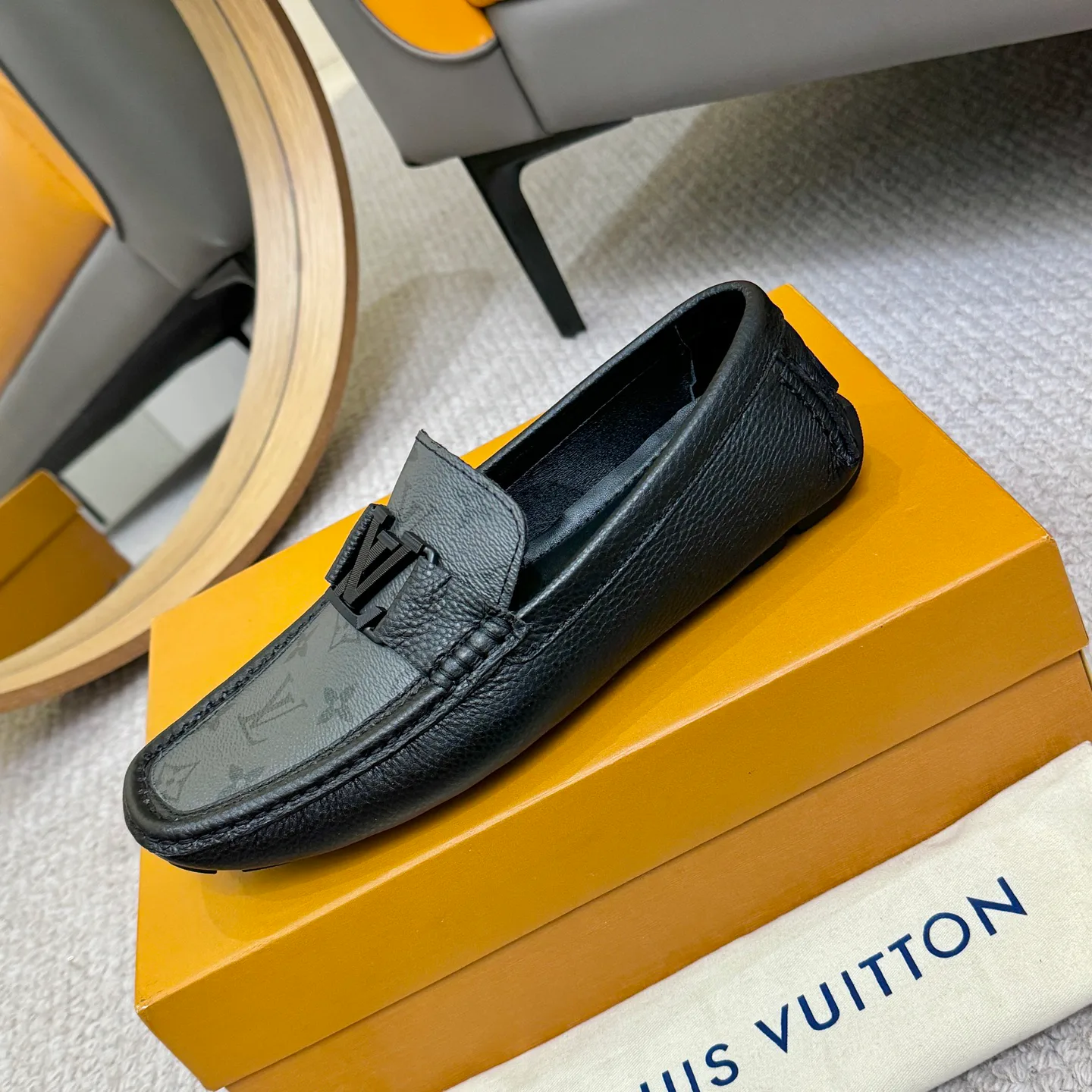 Лоферы И Туфли Мужские Louis Vuitton 17514743