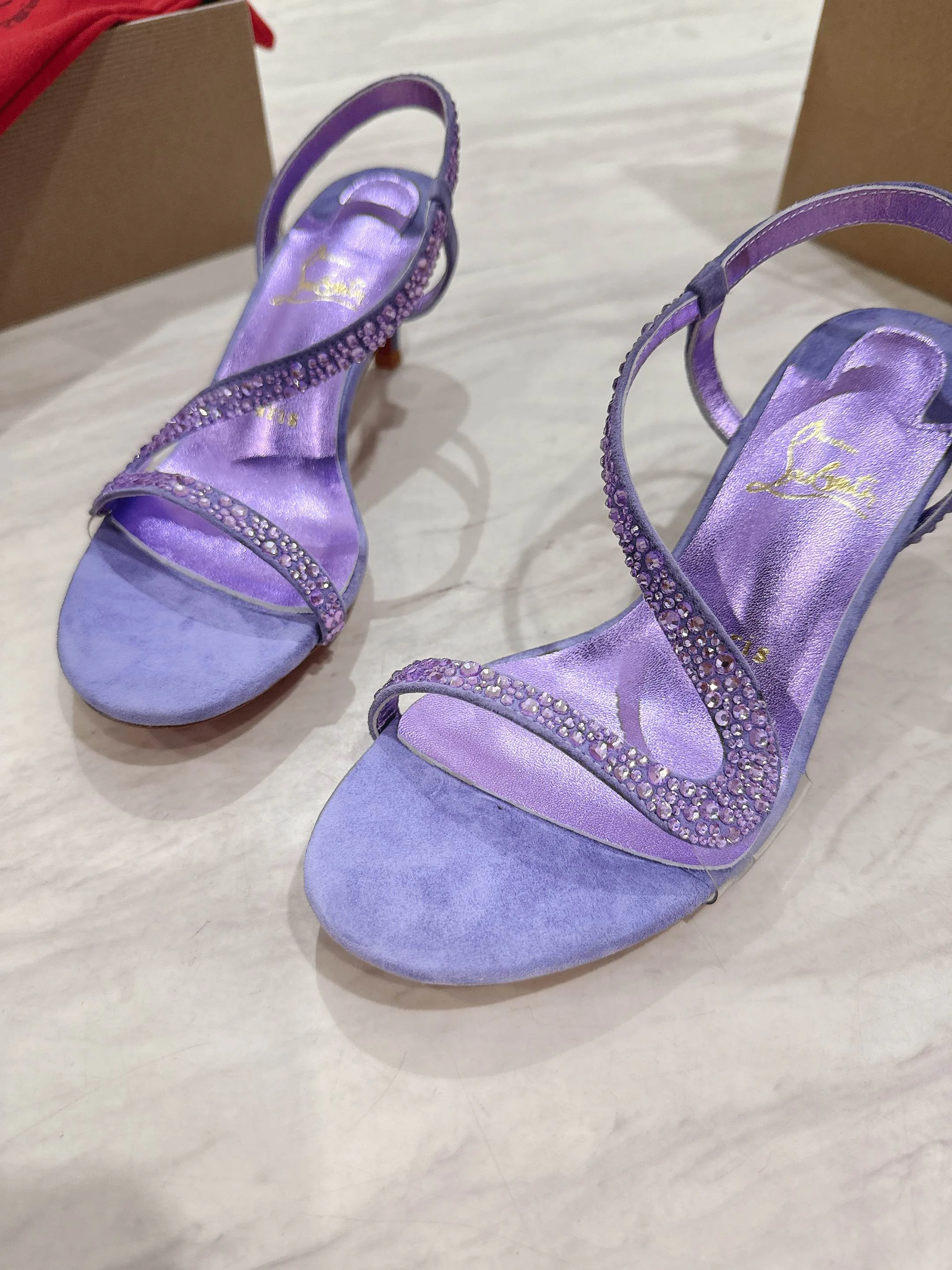 Босоножки Женские Christian Louboutin 1228720