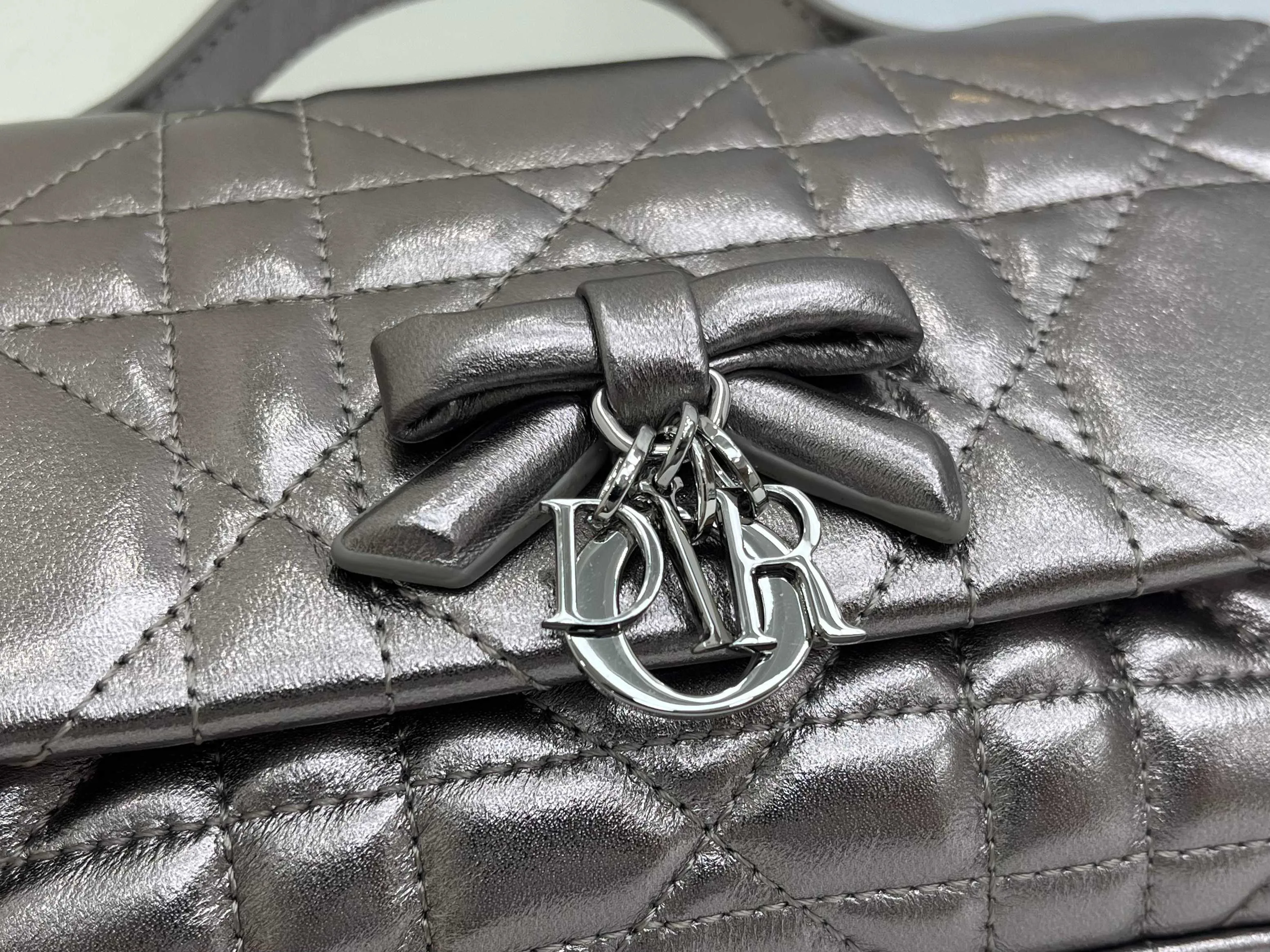 Классические Сумки Женские Christian Dior 17463894