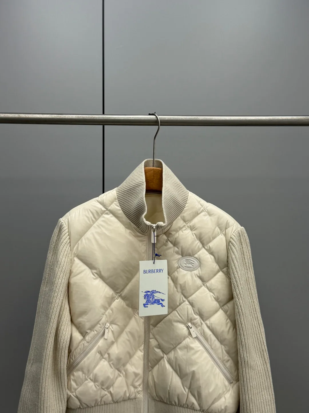 Куртки И Пуховики Женские Burberry 18512970