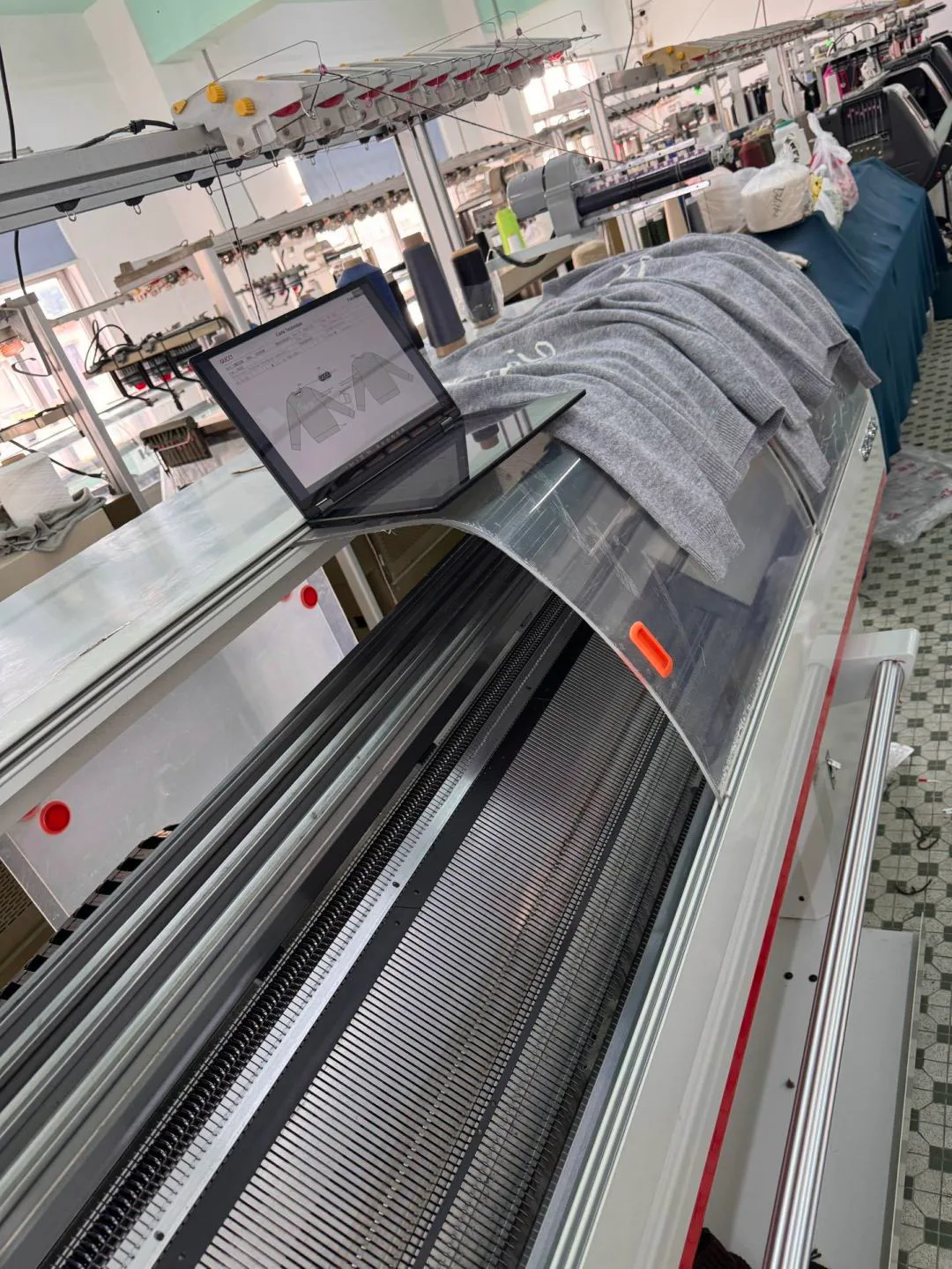 Джемперы И Свитеры Мужские Gucci 6839616