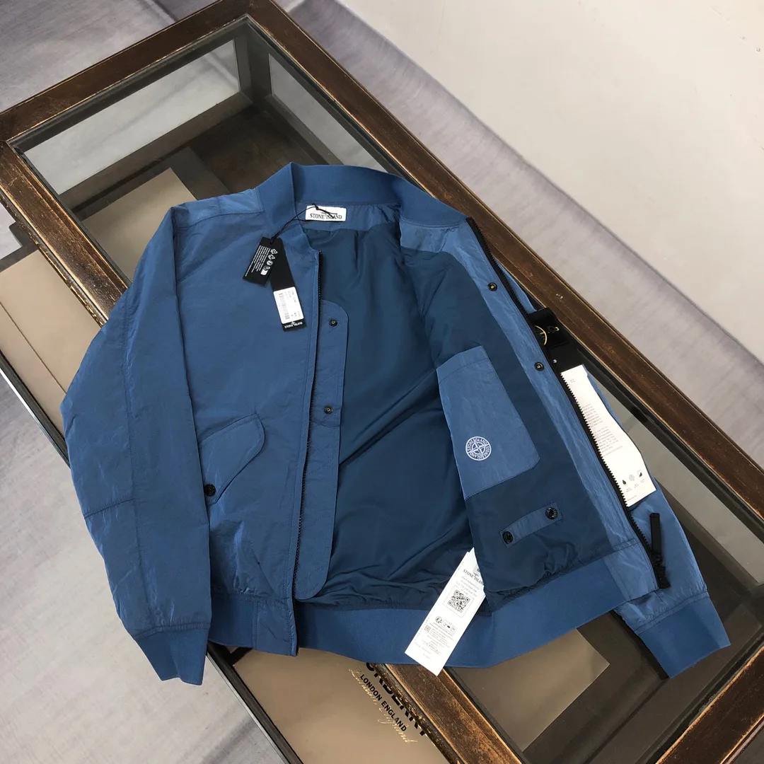 Куртки И Пуховики Мужские Stone Island 9642254