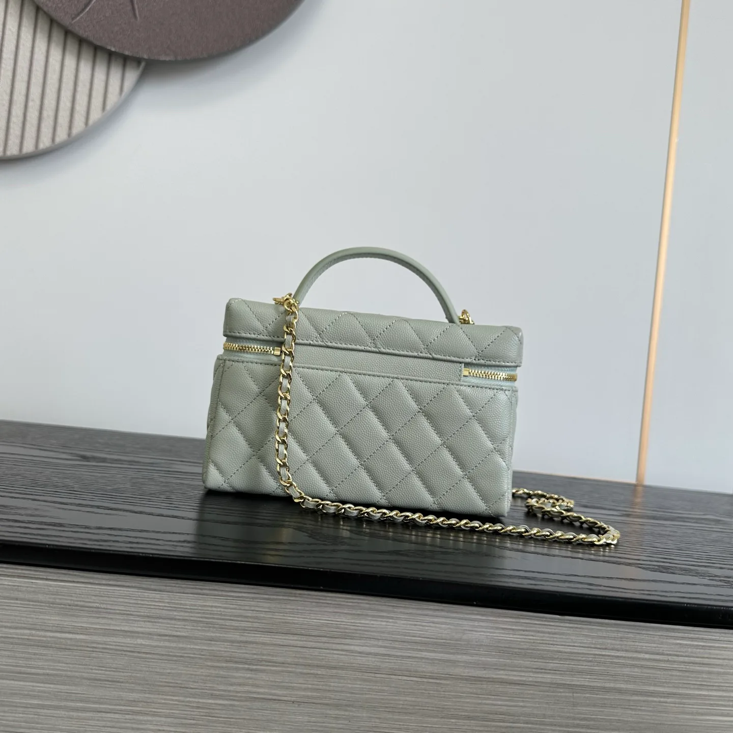 Классические Сумки Женские Chanel 18186211