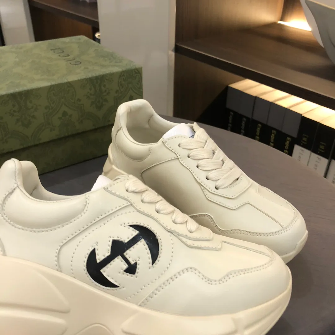 Кроссовки Женские Gucci 19473566