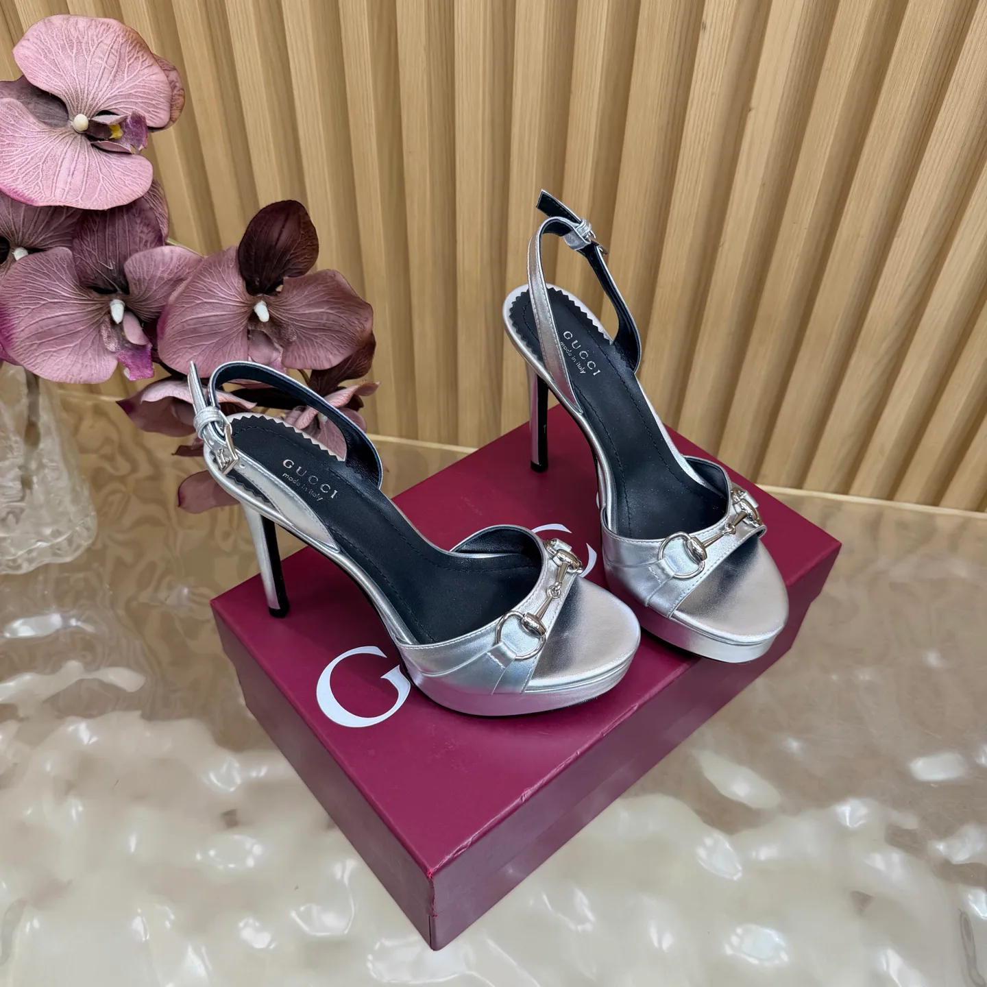 Босоножки Женские Gucci 17448815