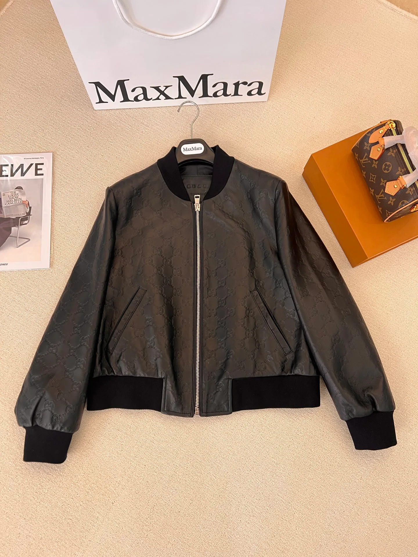 Кожаные Куртки И Дублёнки Женские Gucci 11491538