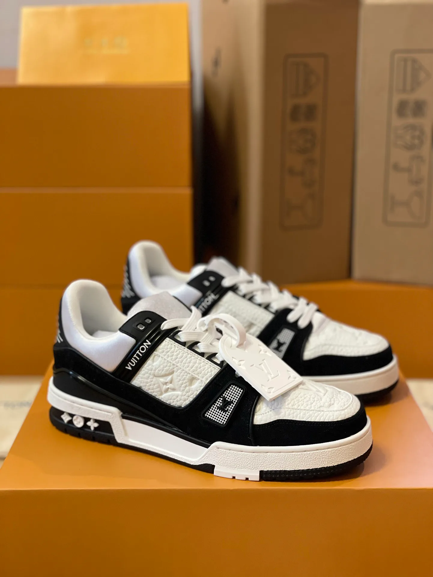 Кроссовки Женские Louis Vuitton 4915